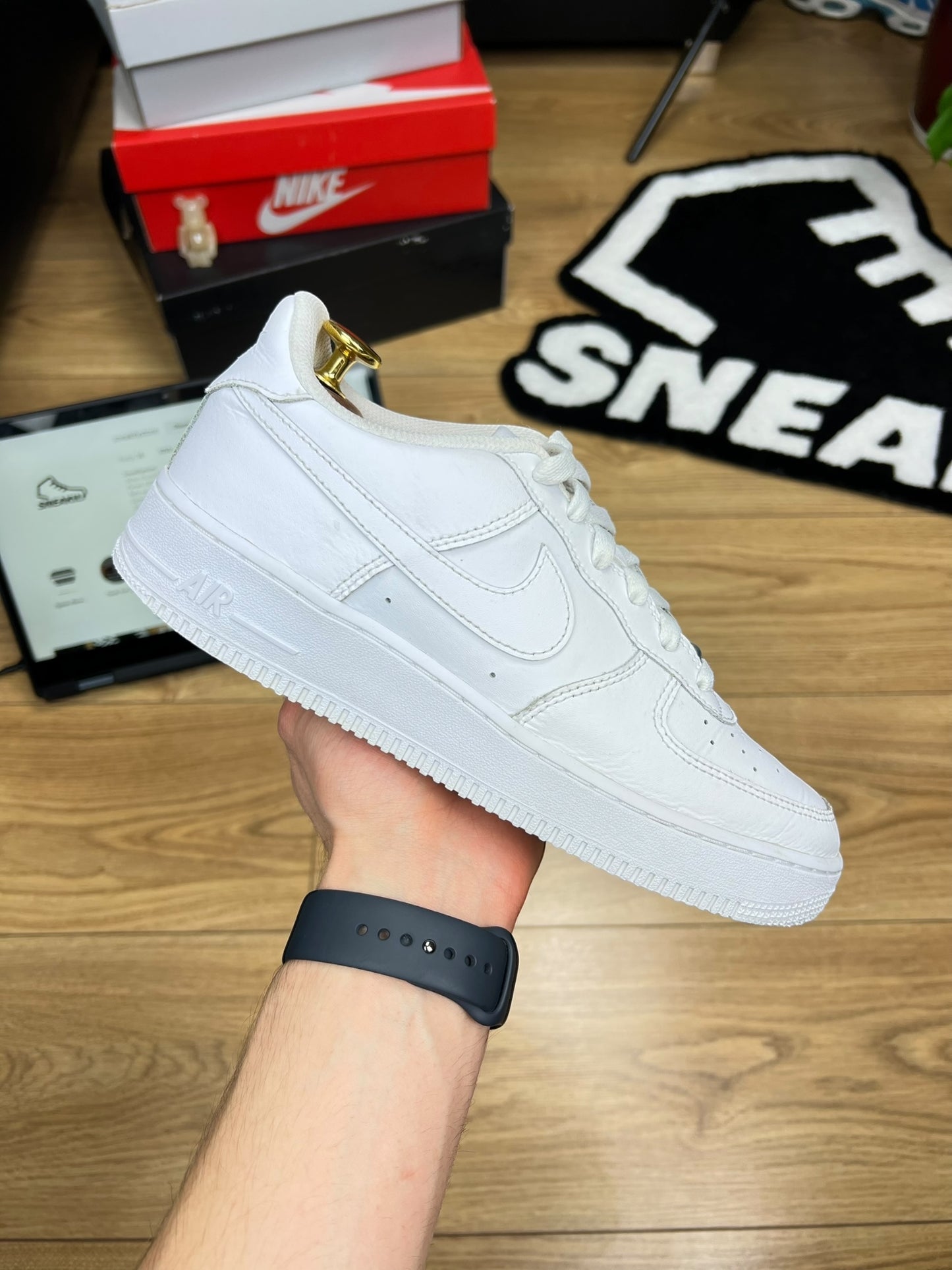 Nike Air Force 1 Low (40)