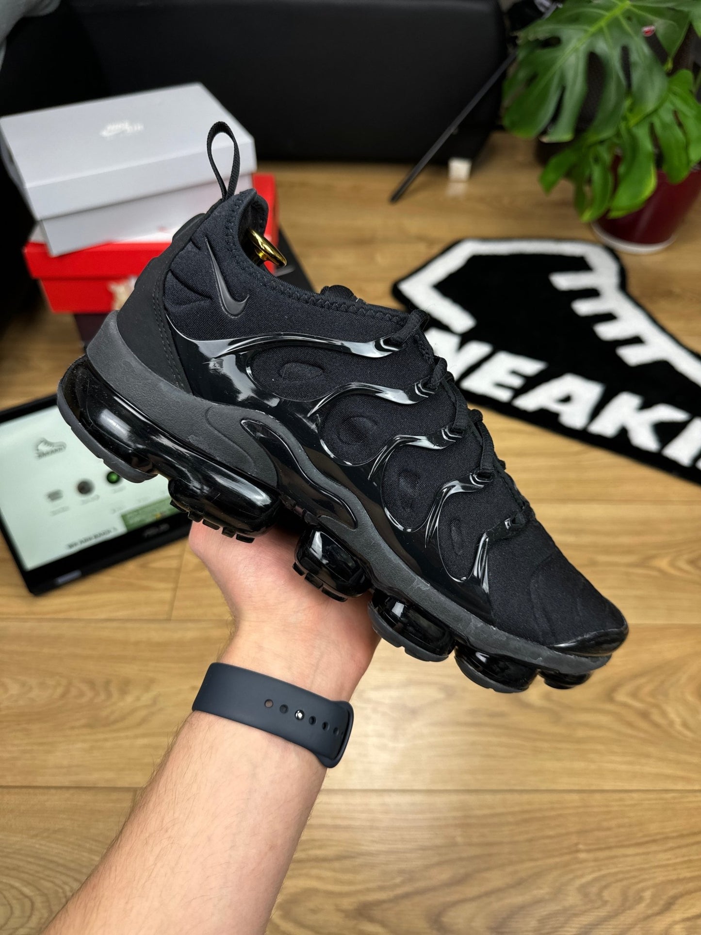 Nike Air Vapormax Plus (44)