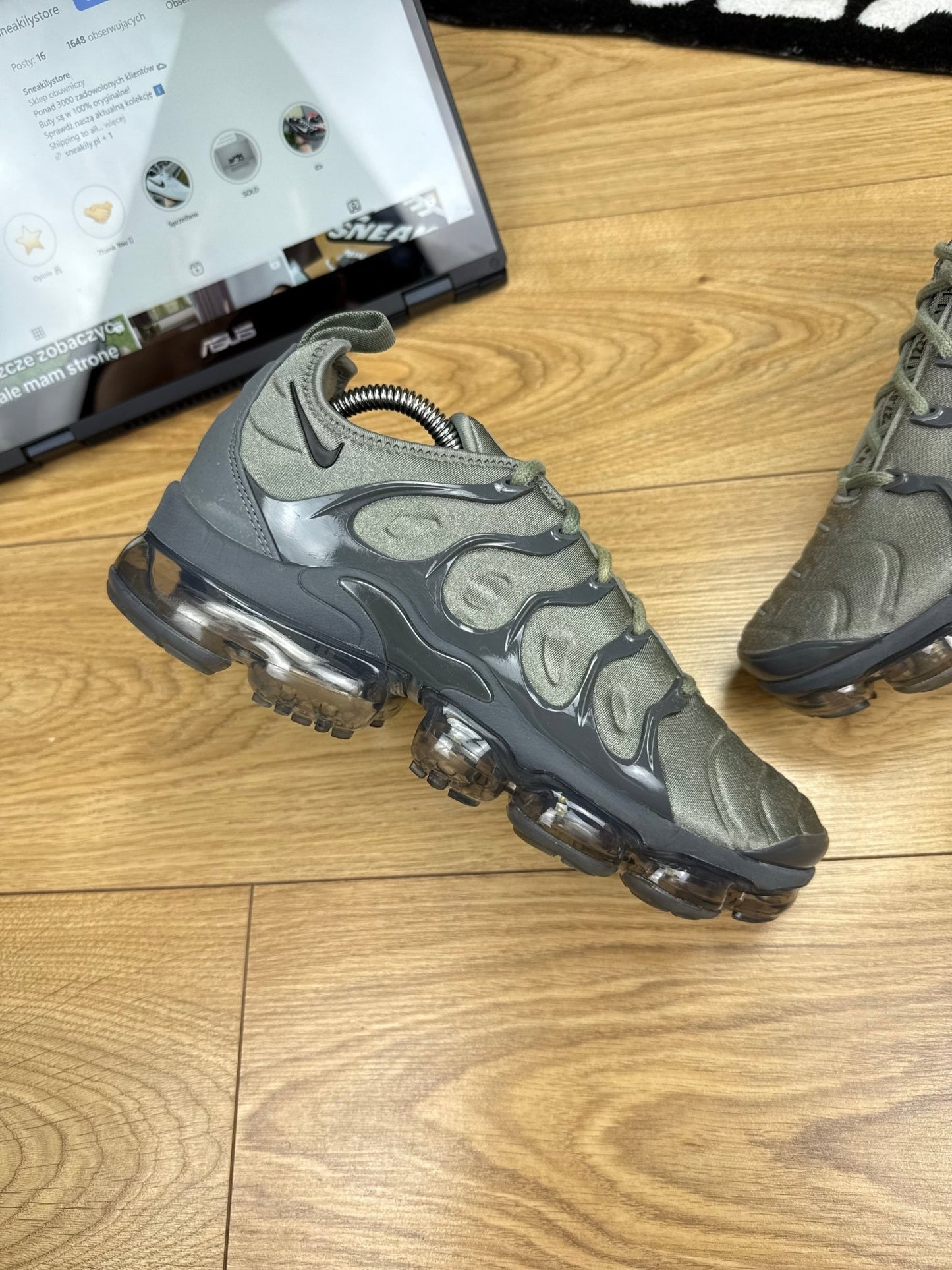 Nike Air Vapormax Plus (42.5)