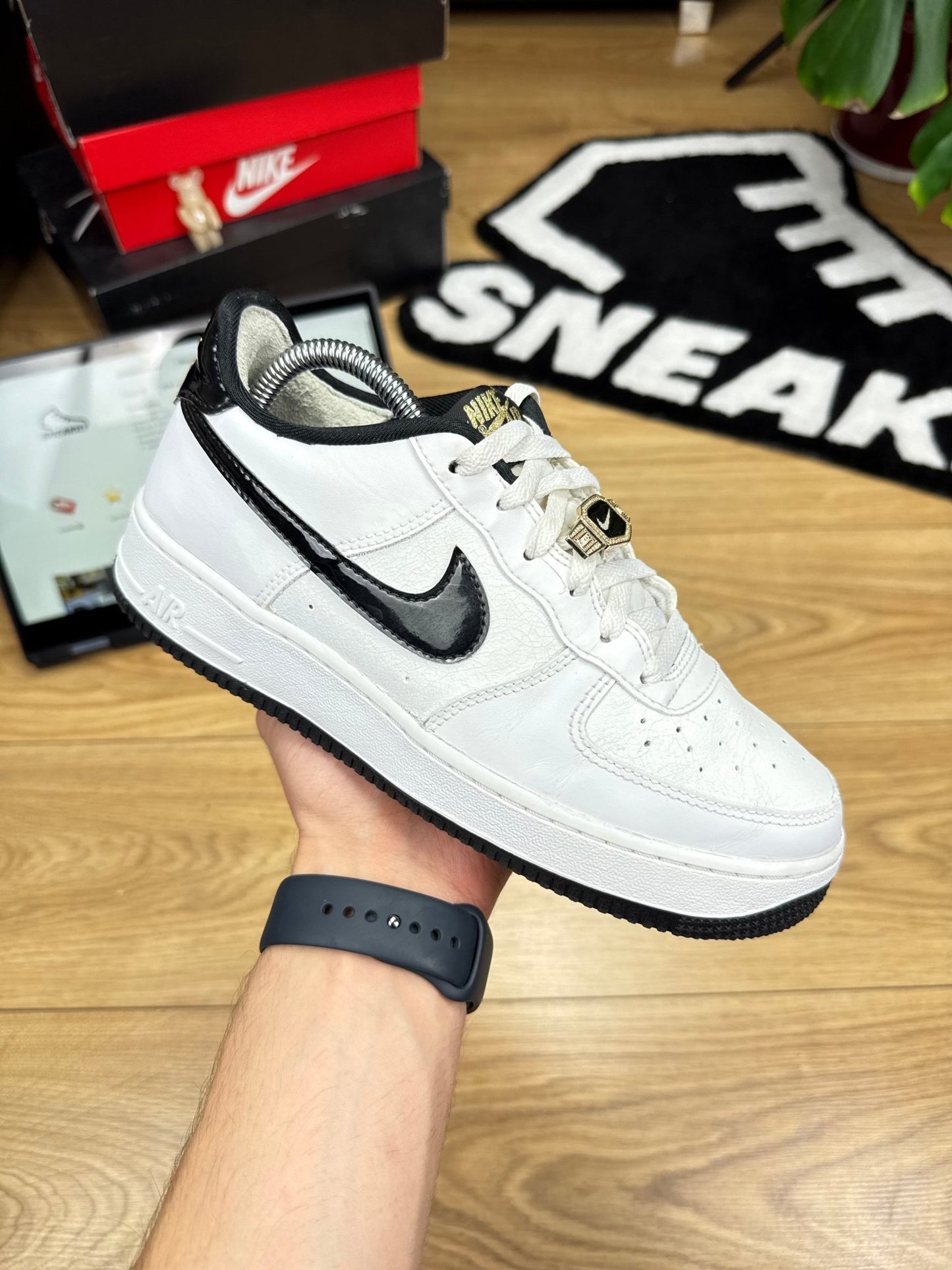 Nike Air Force 1 Low (38.5)