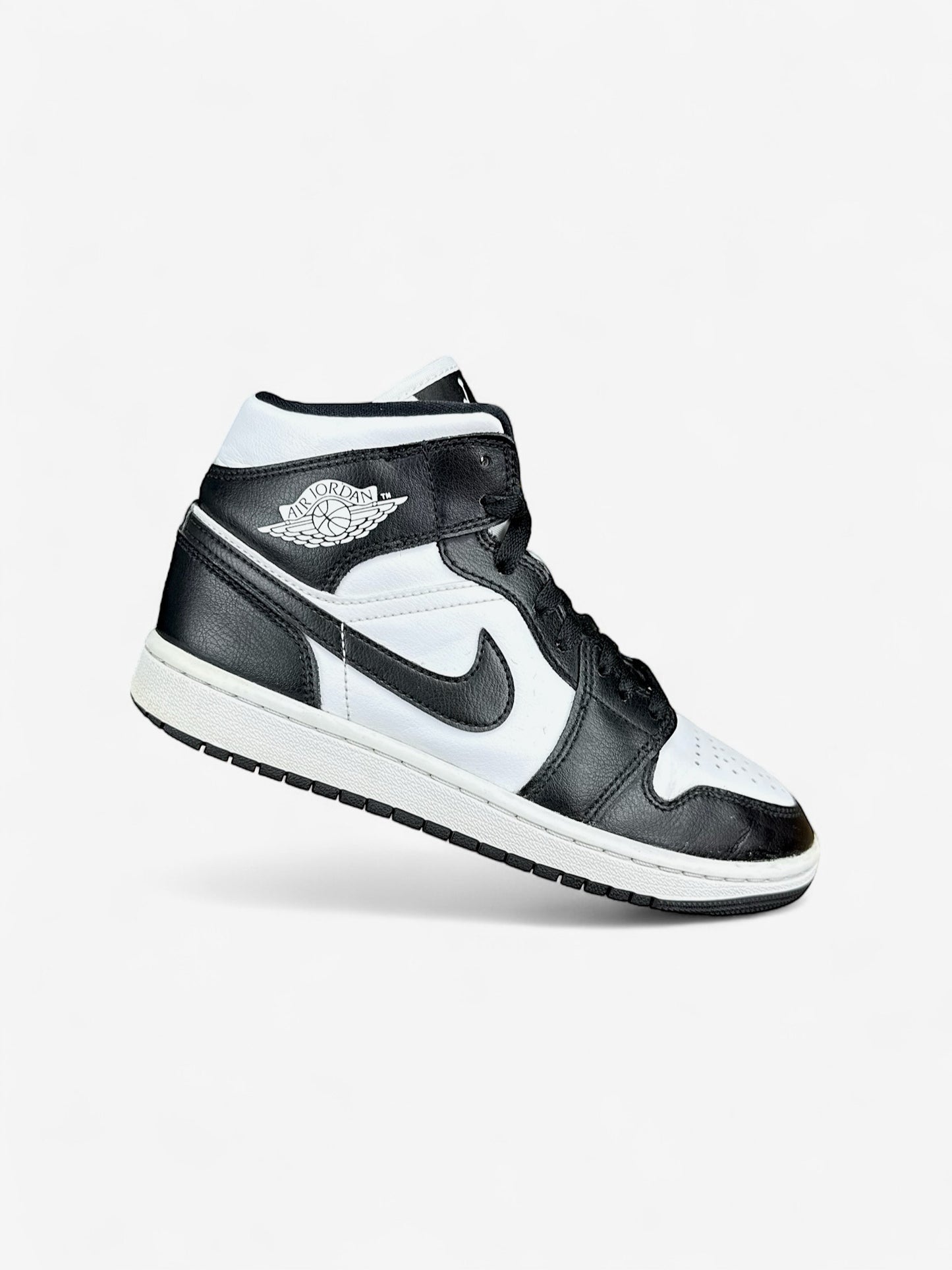 Nike Air Jordan 1 Mid (37.5)
