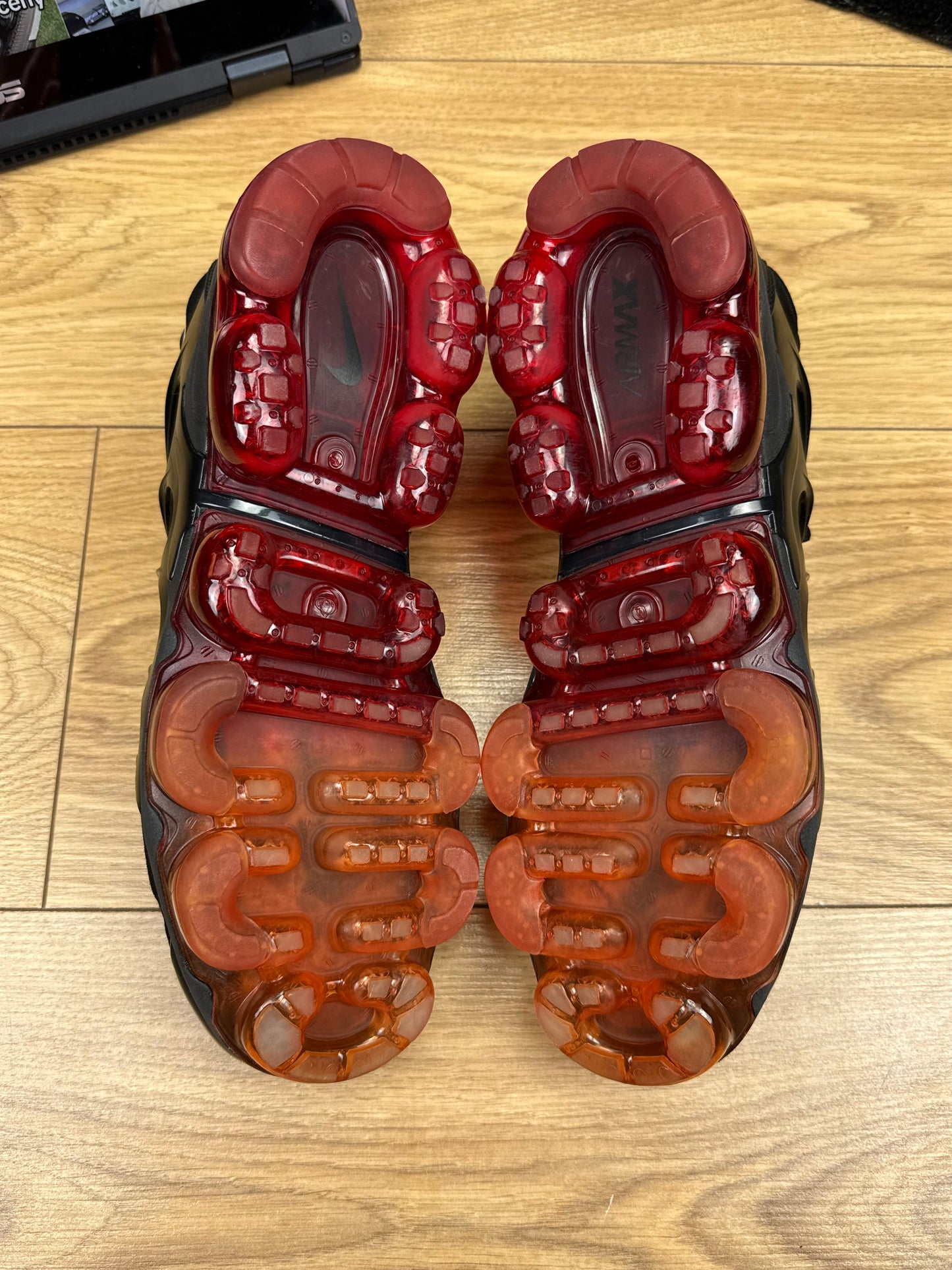 Nike Air Vapormax Plus (42.5)