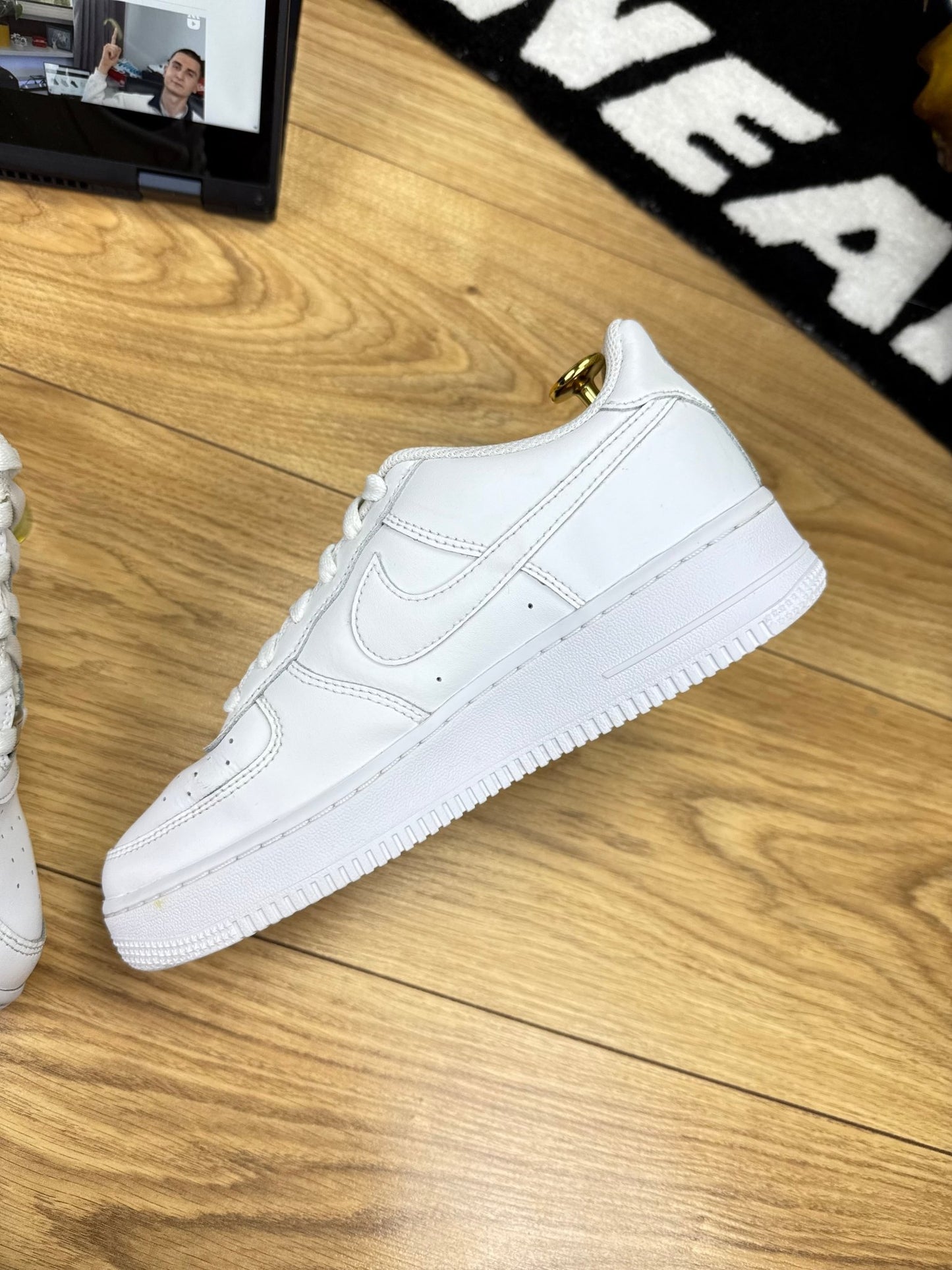 Nike Air Force 1 Low (38.5)