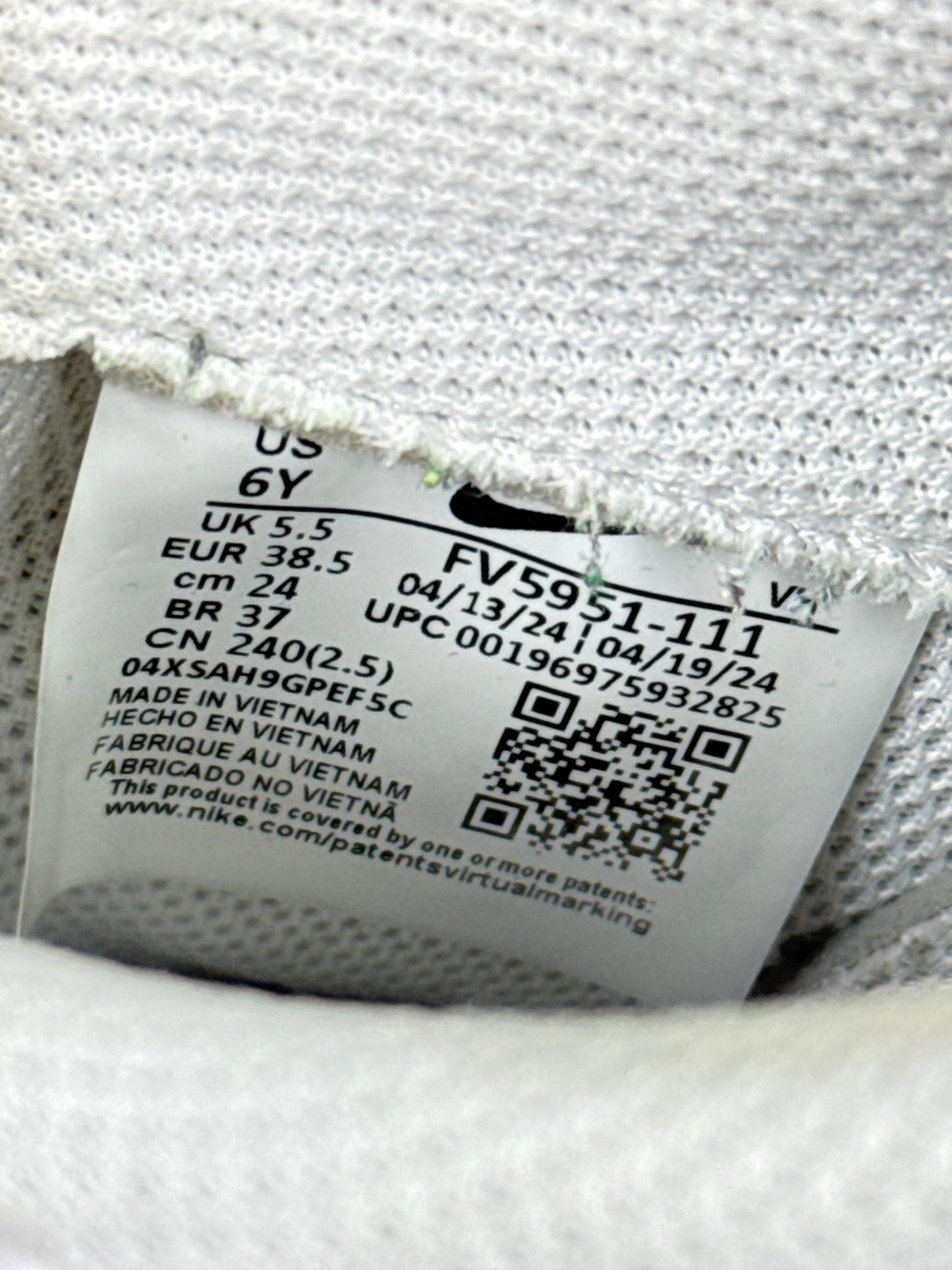 Nike Air Force 1 Low (38.5)