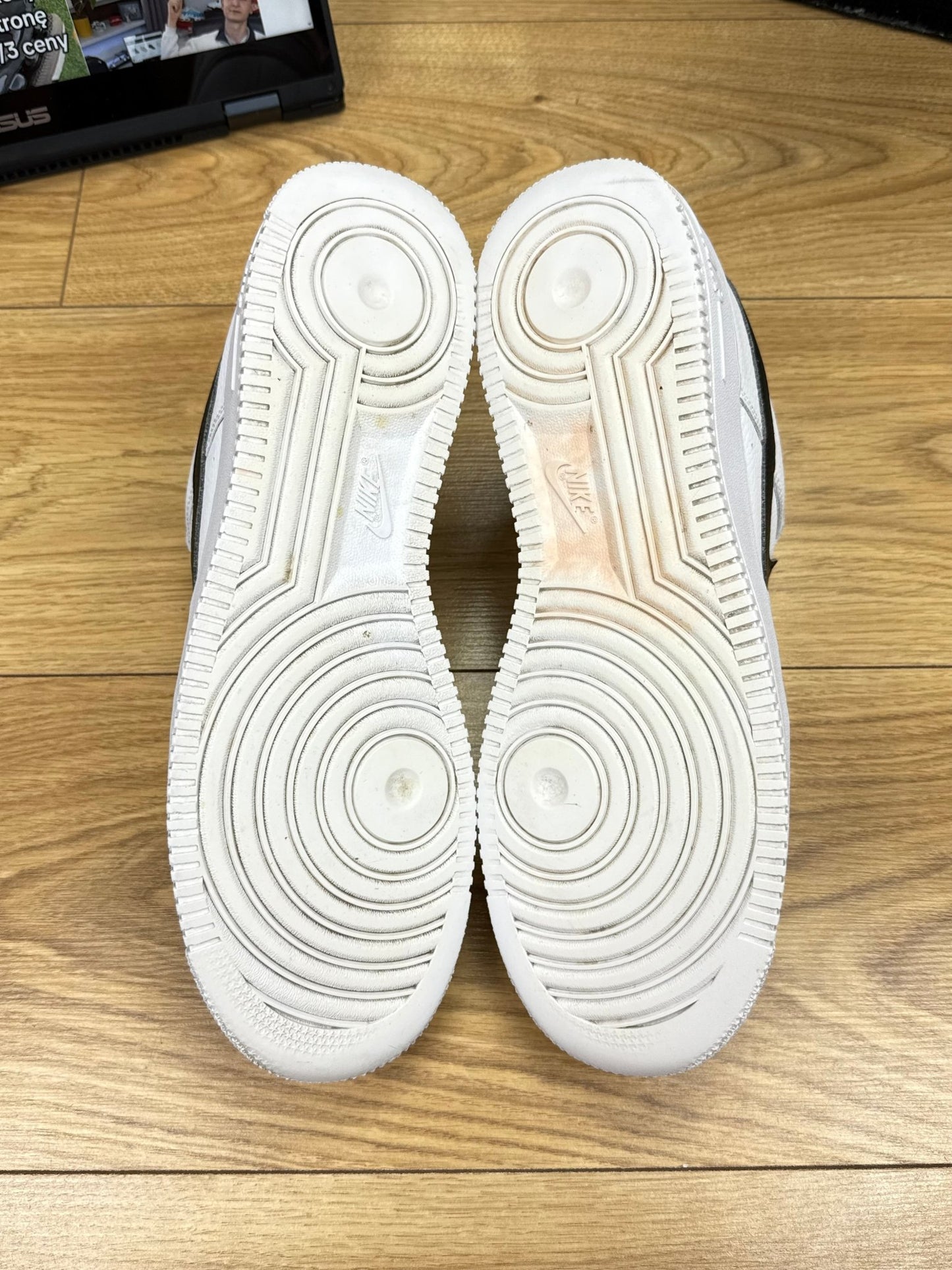 Nike Air Force 1 Low (46)
