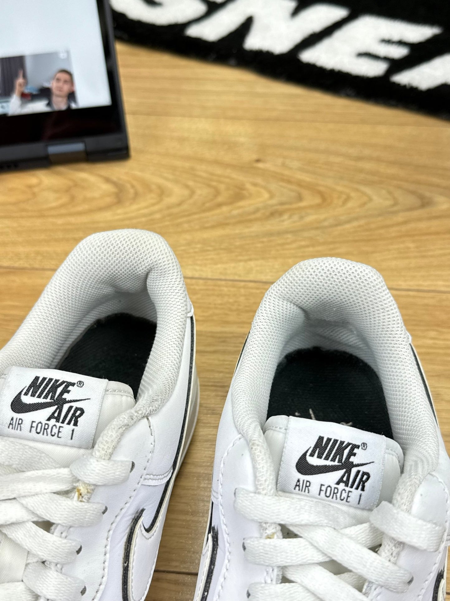Nike Air Force 1 Low (45.5)