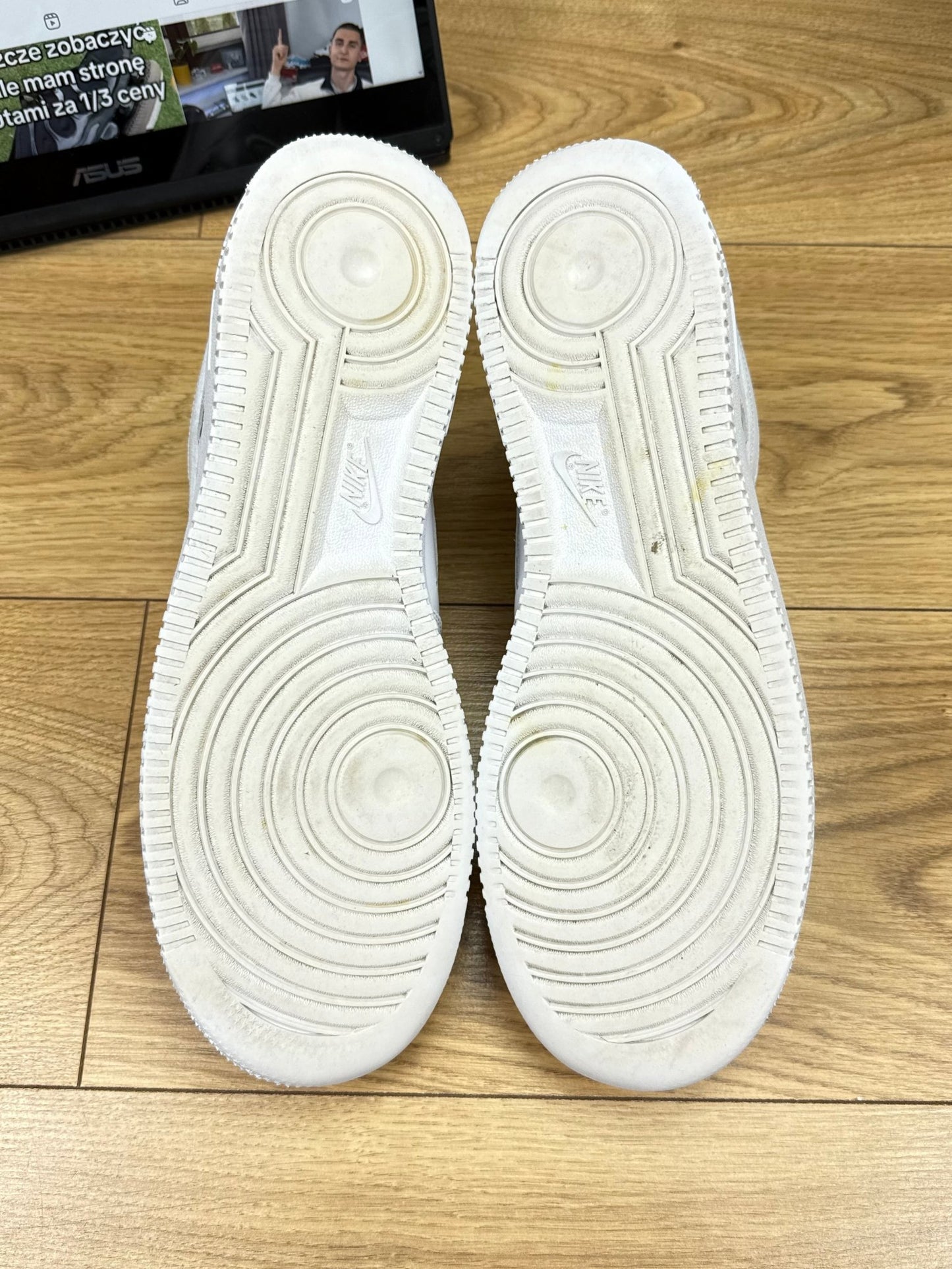 Nike Air Force 1 Low (46)