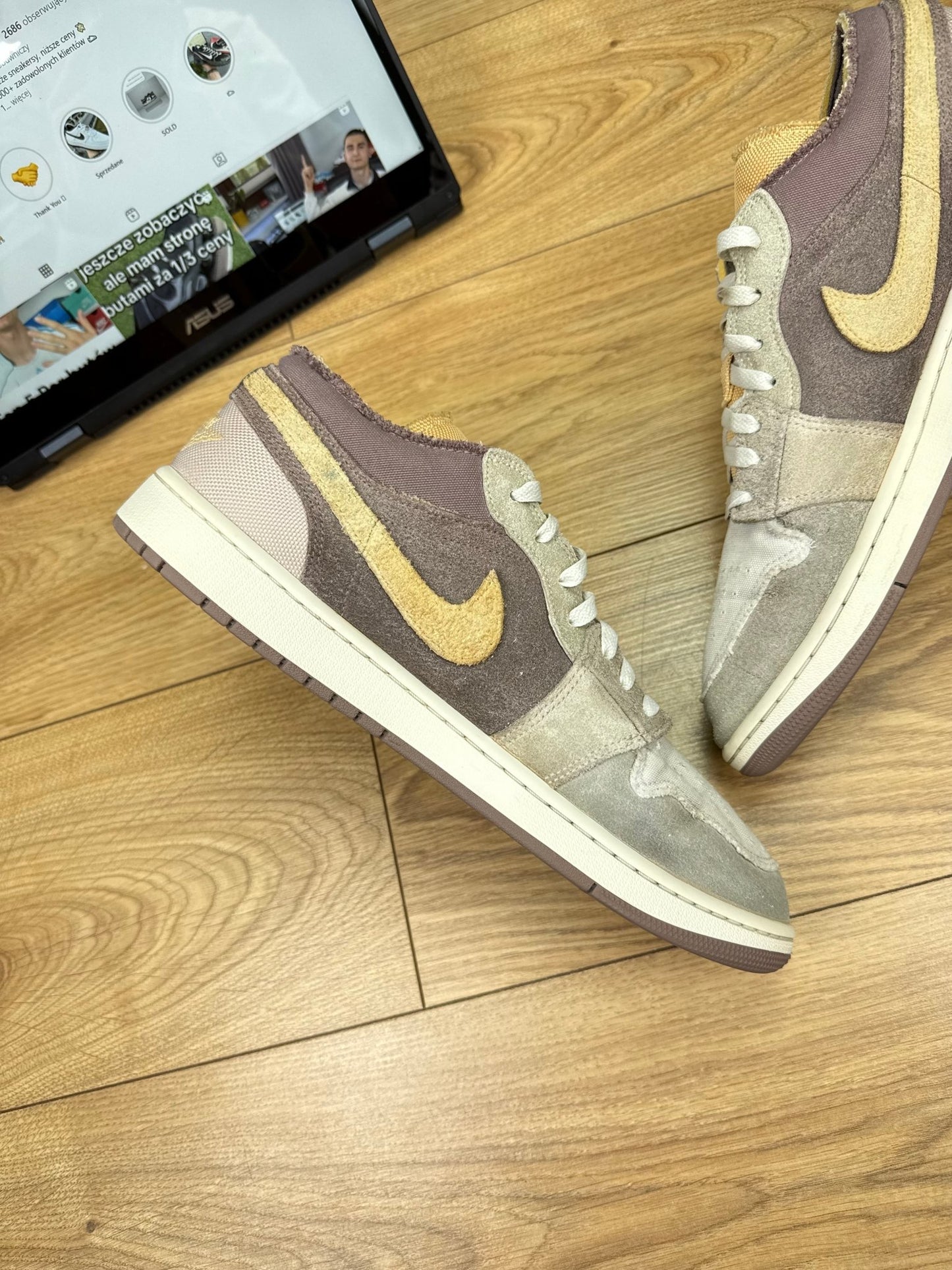 Nike Air Jordan 1 Low (46)