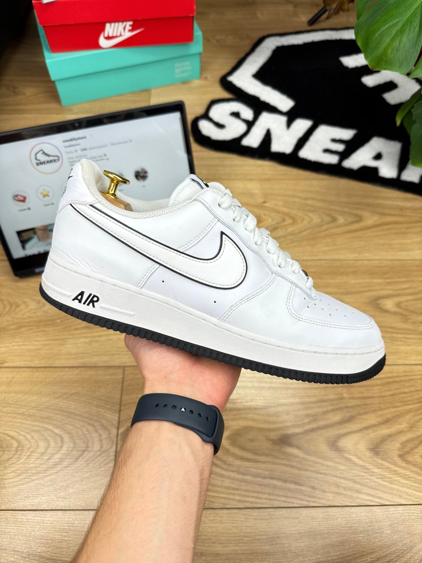 Nike Air Force 1 Low (45.5)