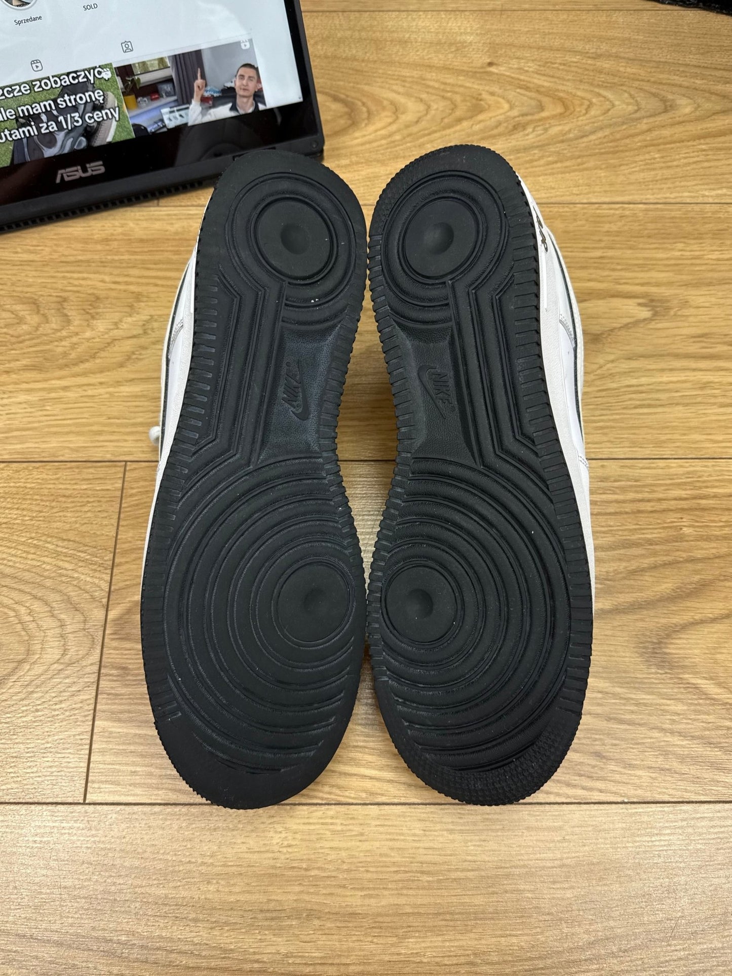 Nike Air Force 1 Low (45.5)