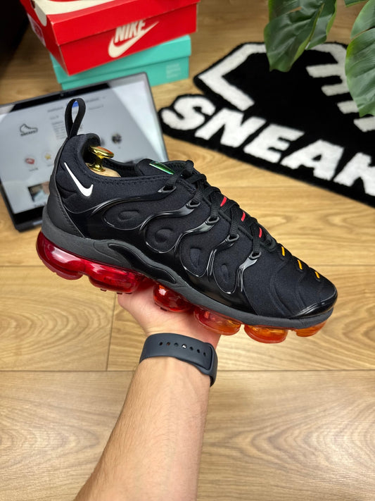 Nike Air Vapormax Plus (42.5)