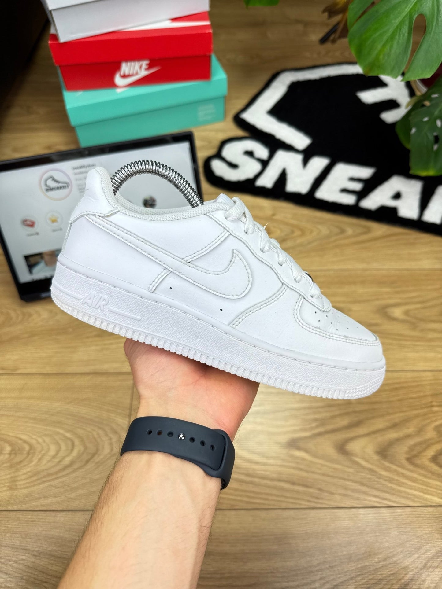 Nike Air Force 1 Low (36.5)
