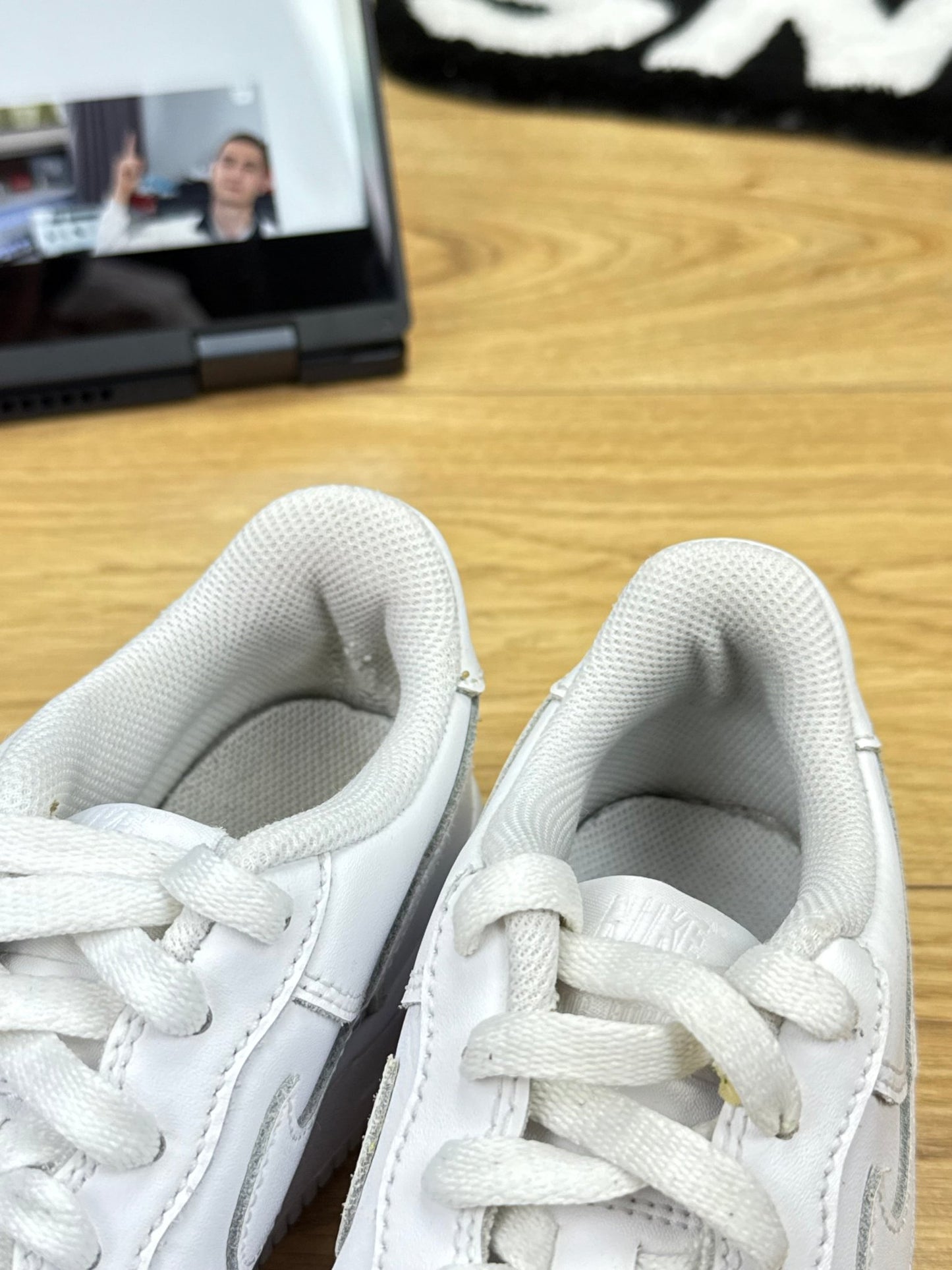 Nike Air Force 1 Low (36.5)
