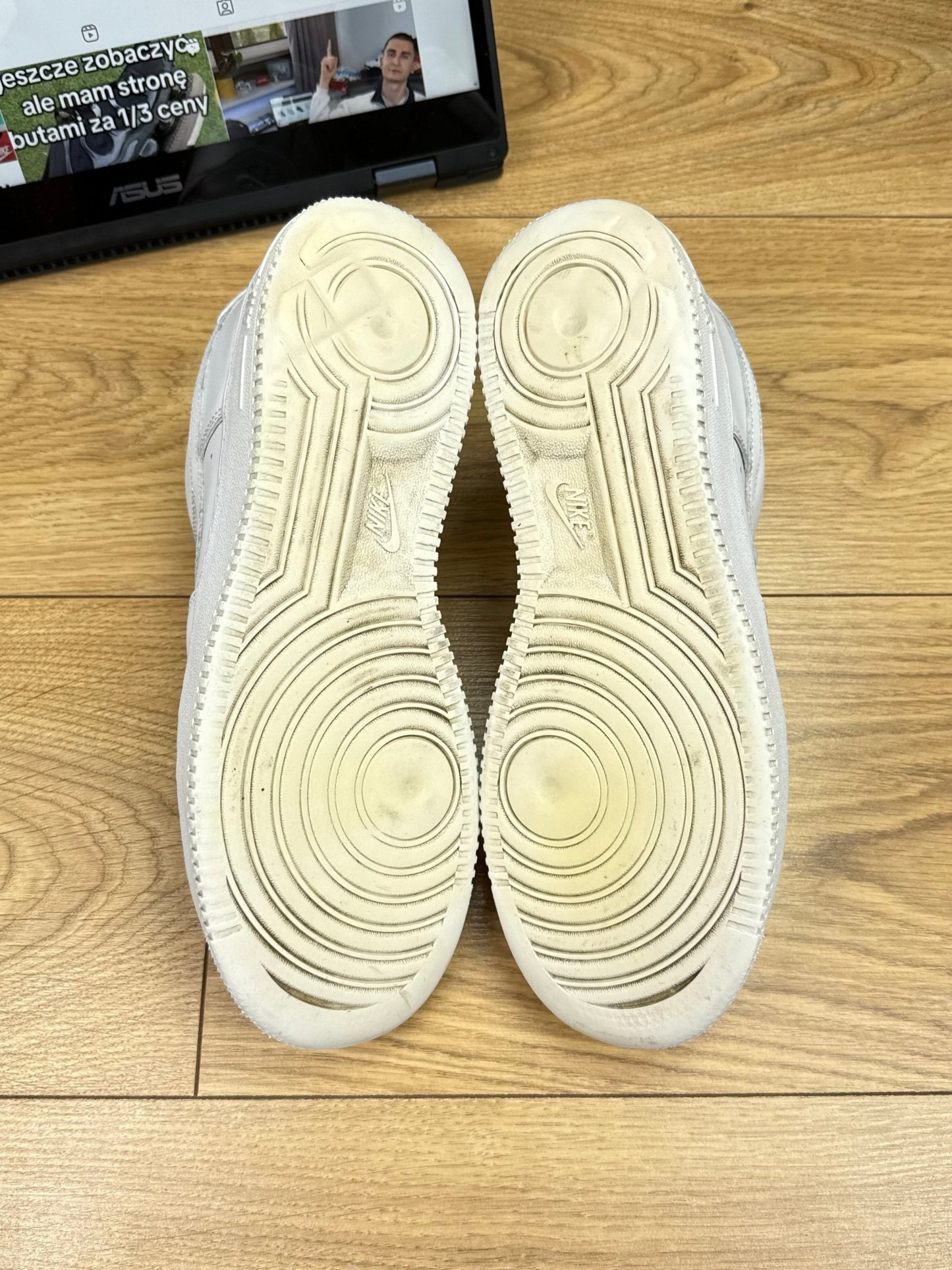 Nike Air Force 1 Low (42)