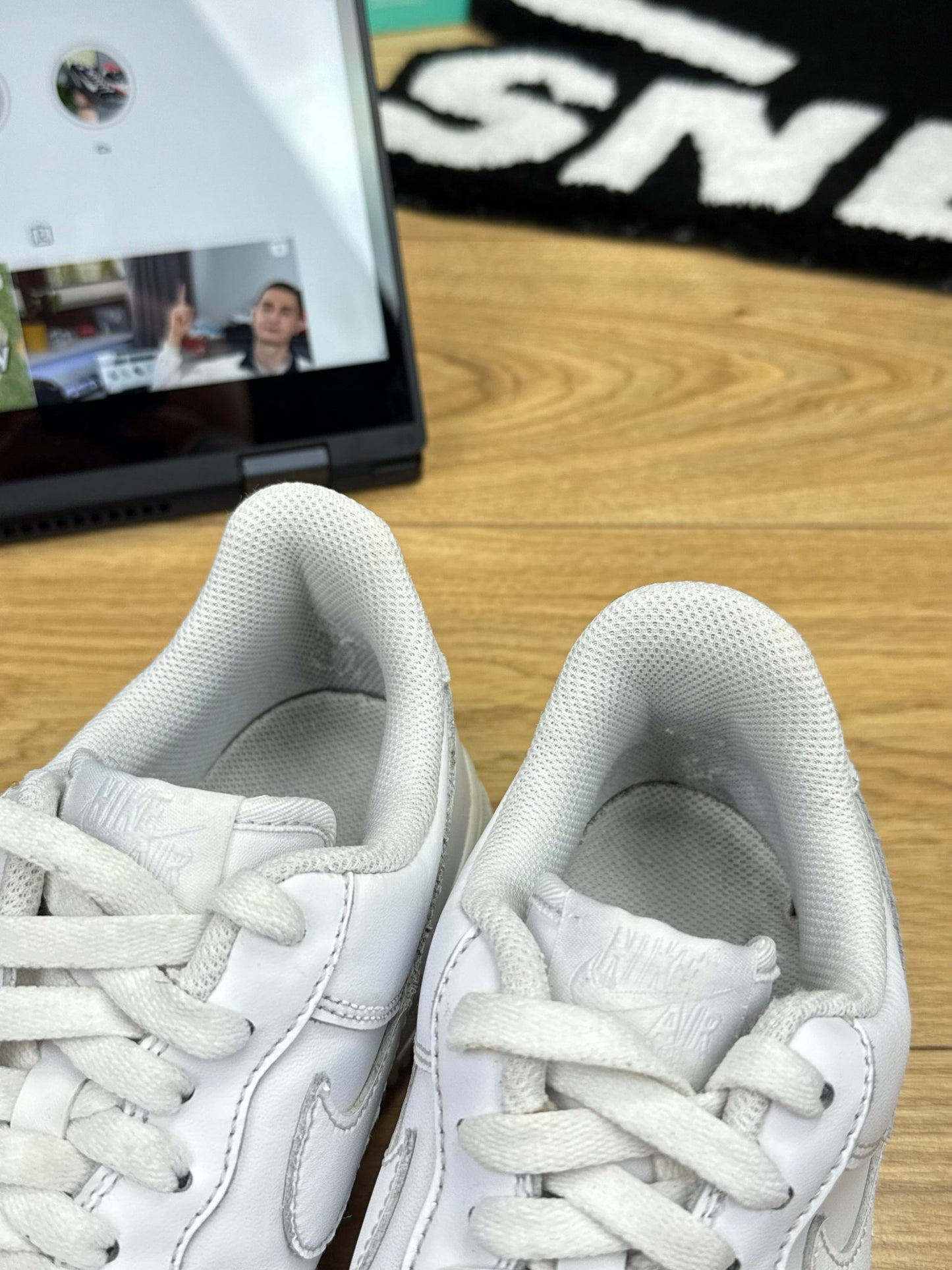 Nike Air Force 1 Low (42)