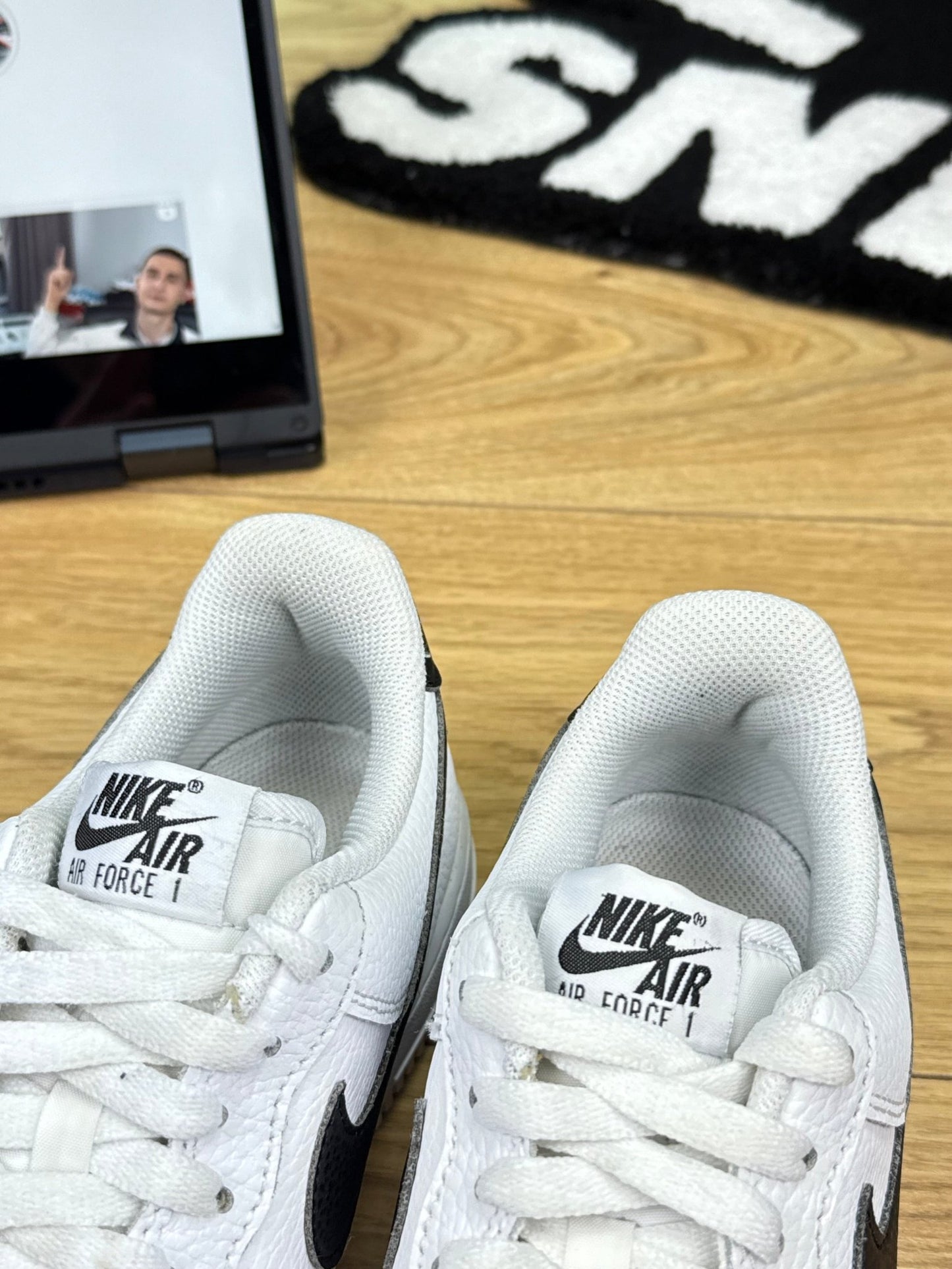 Nike Air Force 1 Low (42)