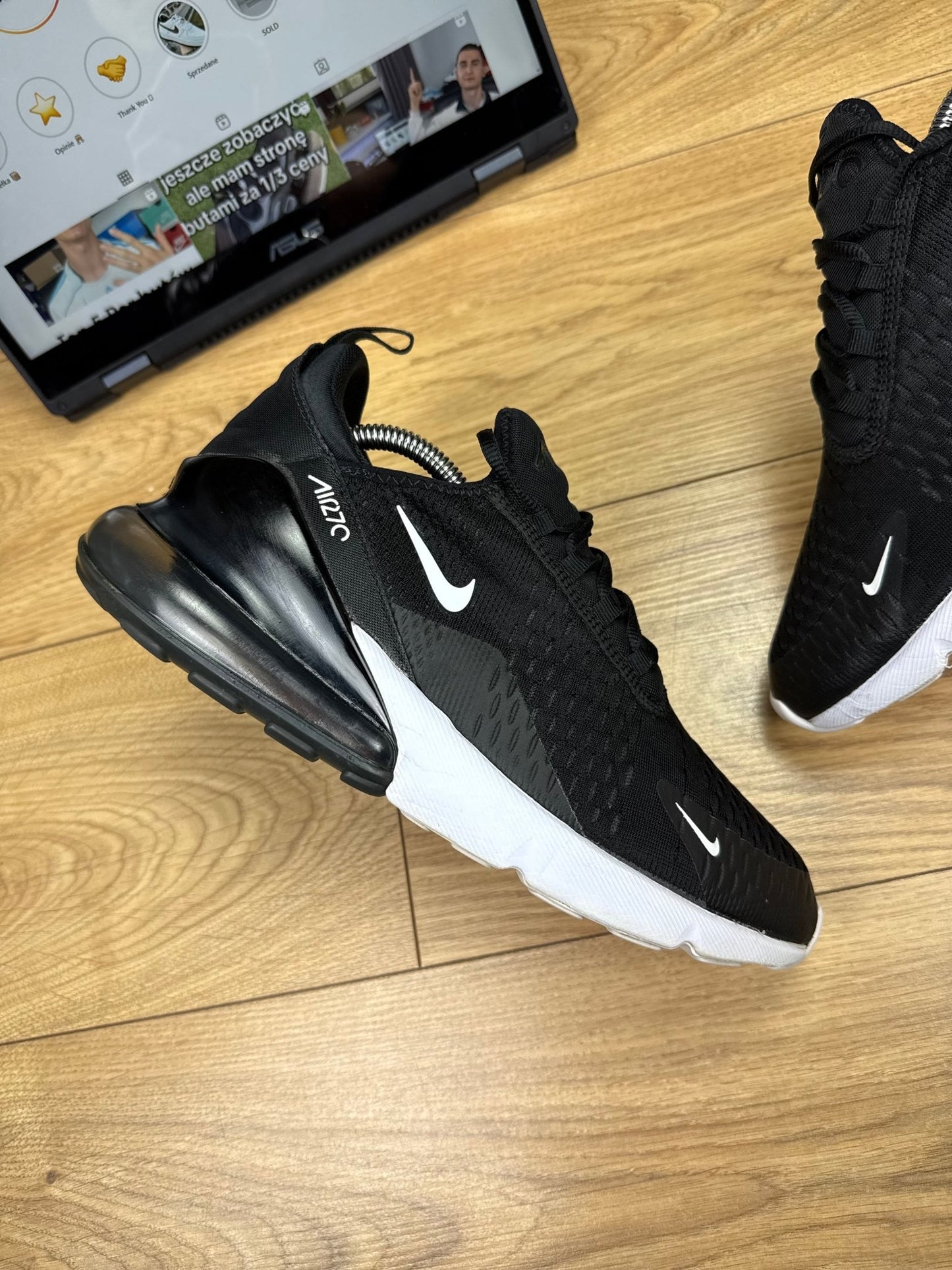Nike Air Max 270 (42.5)