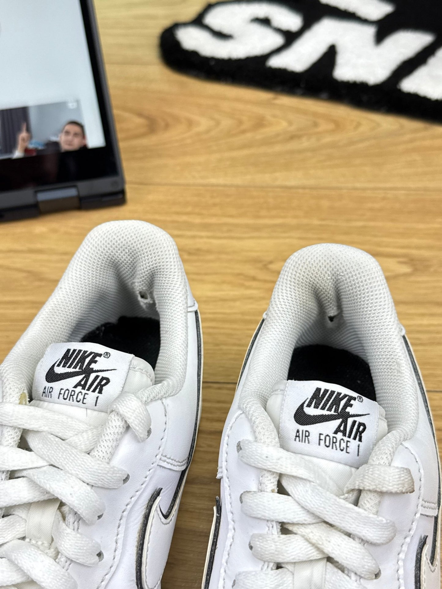 Nike Air Force 1 Low (44.5)