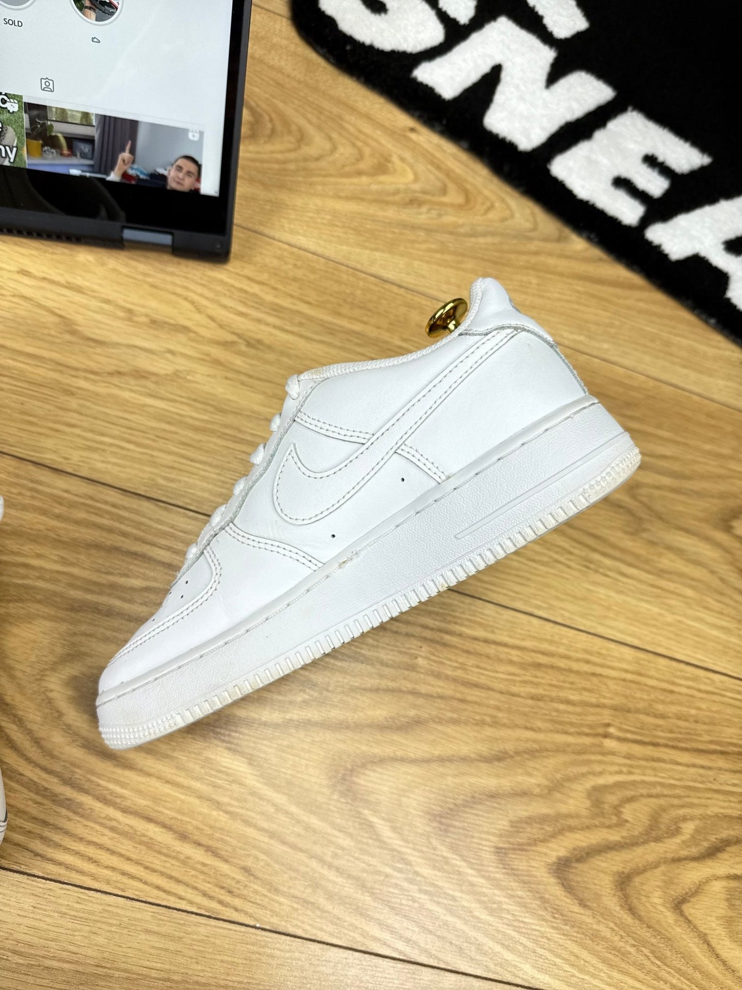 Nike Air Force 1 Low (38.5)