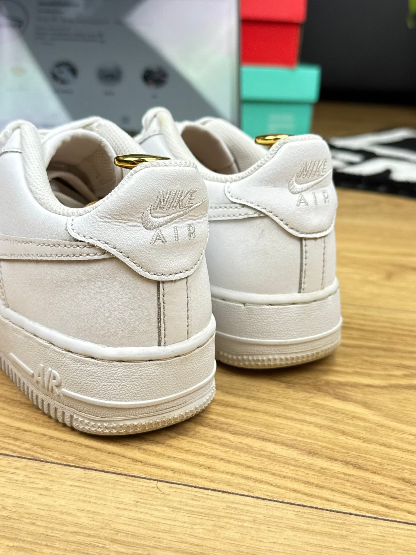 Nike Air Force 1 Low (38.5)