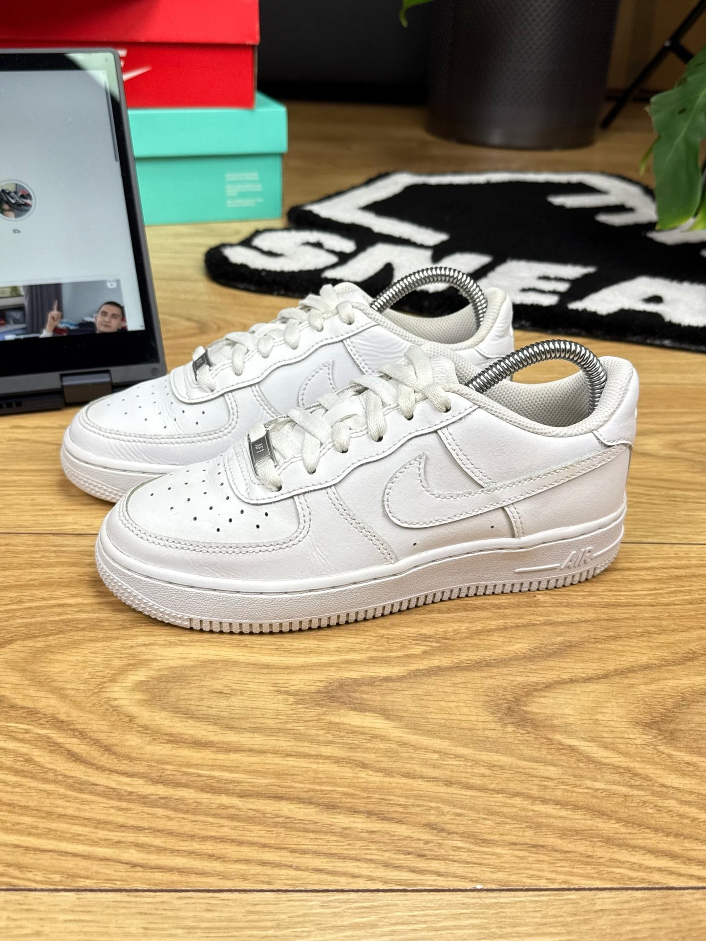 Nike Air Force 1 Low (36.5)