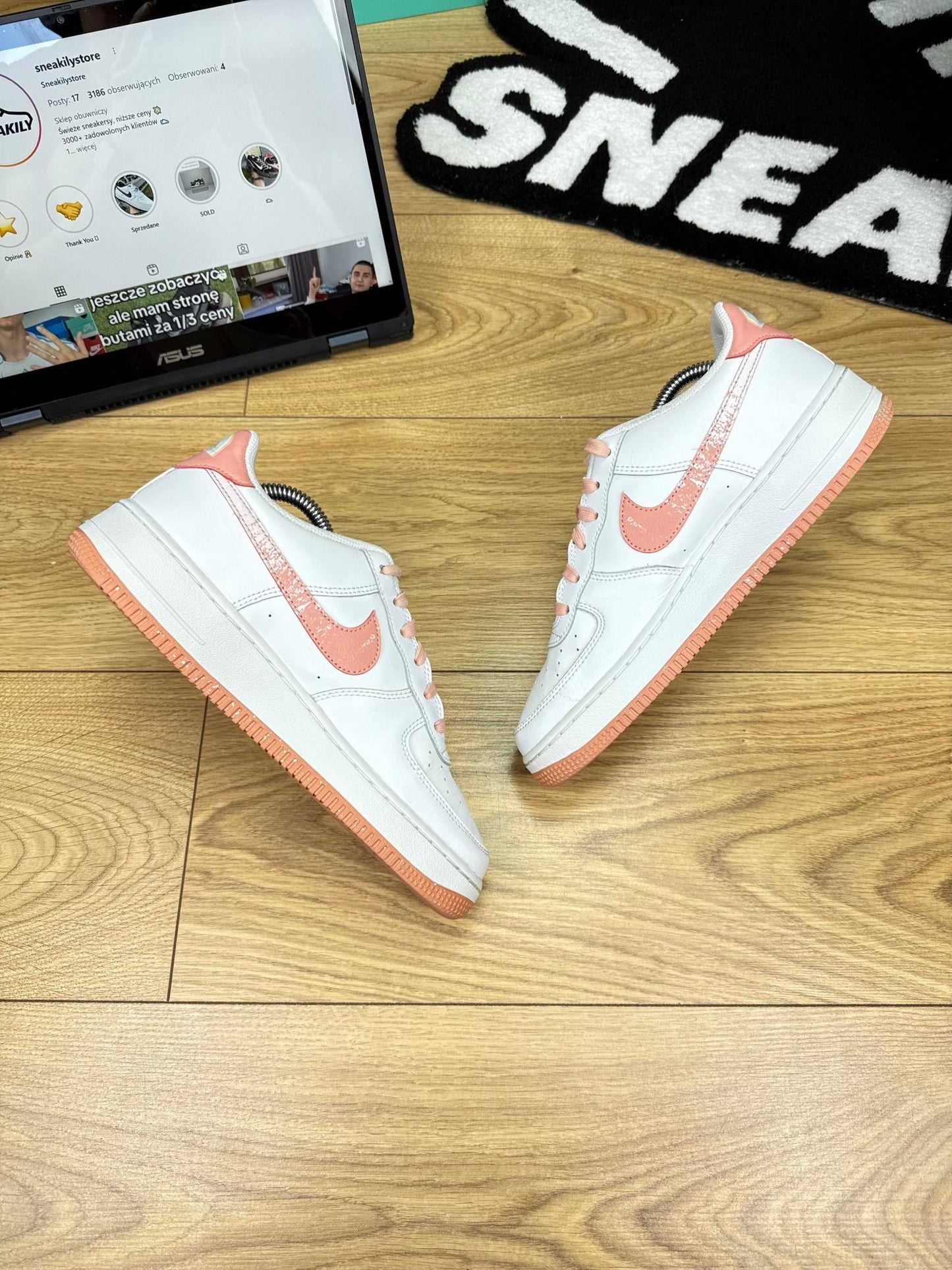 Nike Air Force 1 Low (40)
