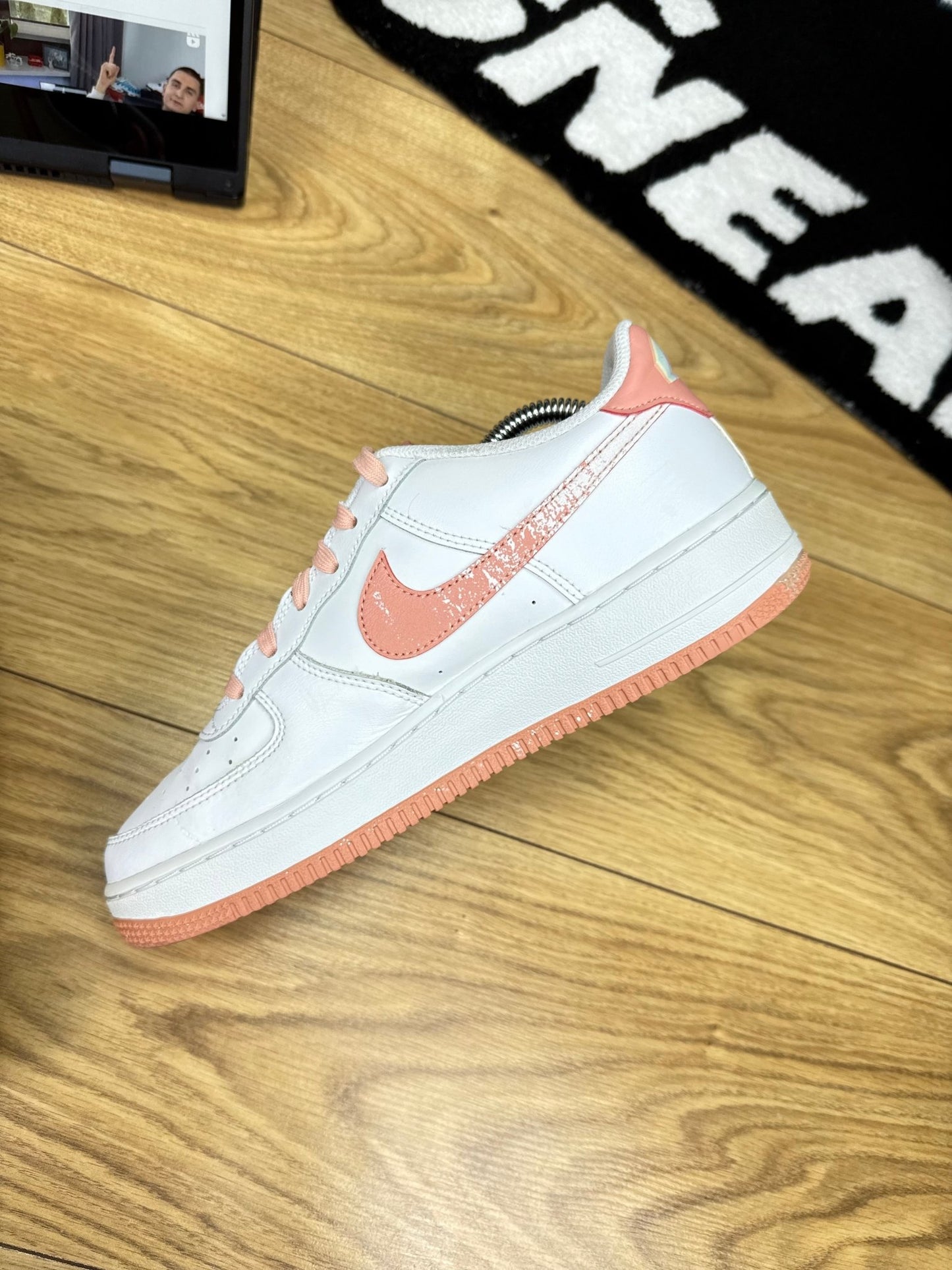 Nike Air Force 1 Low (40)