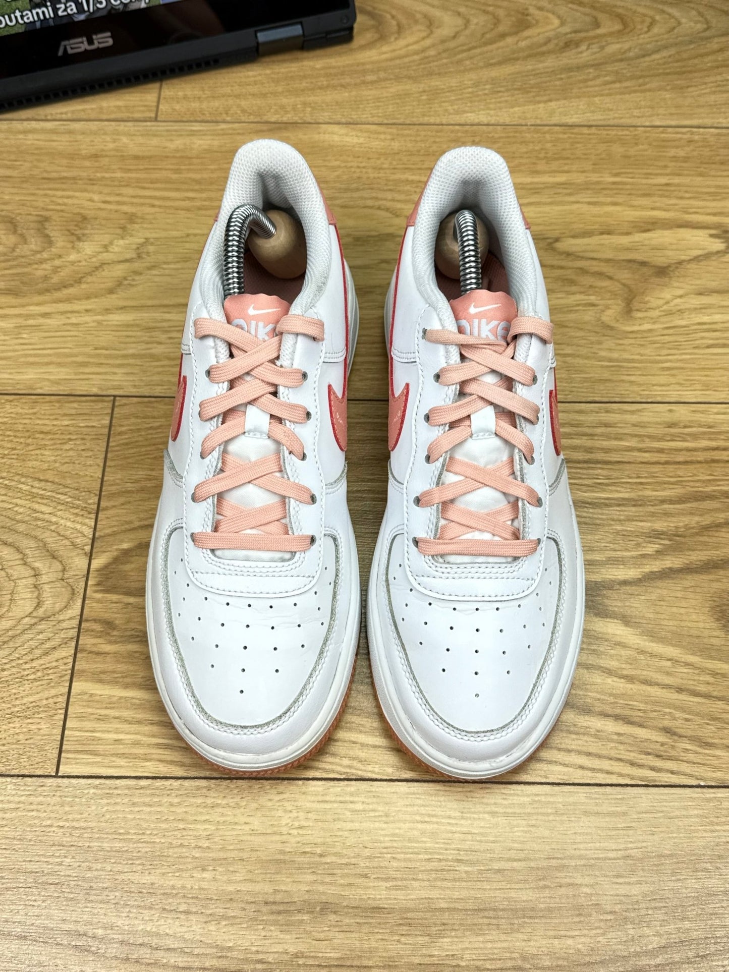 Nike Air Force 1 Low (40)