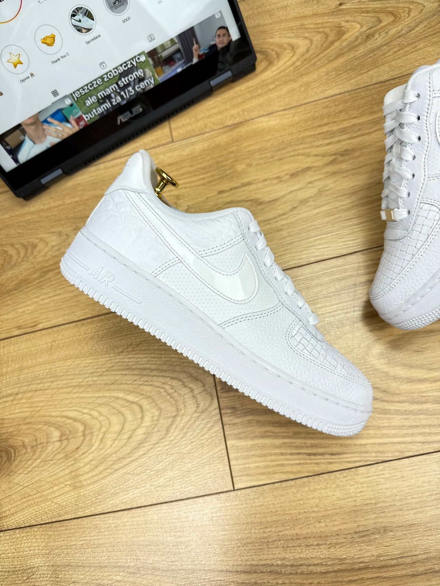 Nike Air Force 1 Low (40)