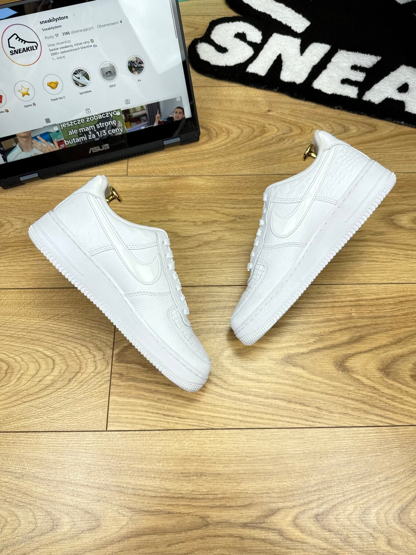Nike Air Force 1 Low (40)