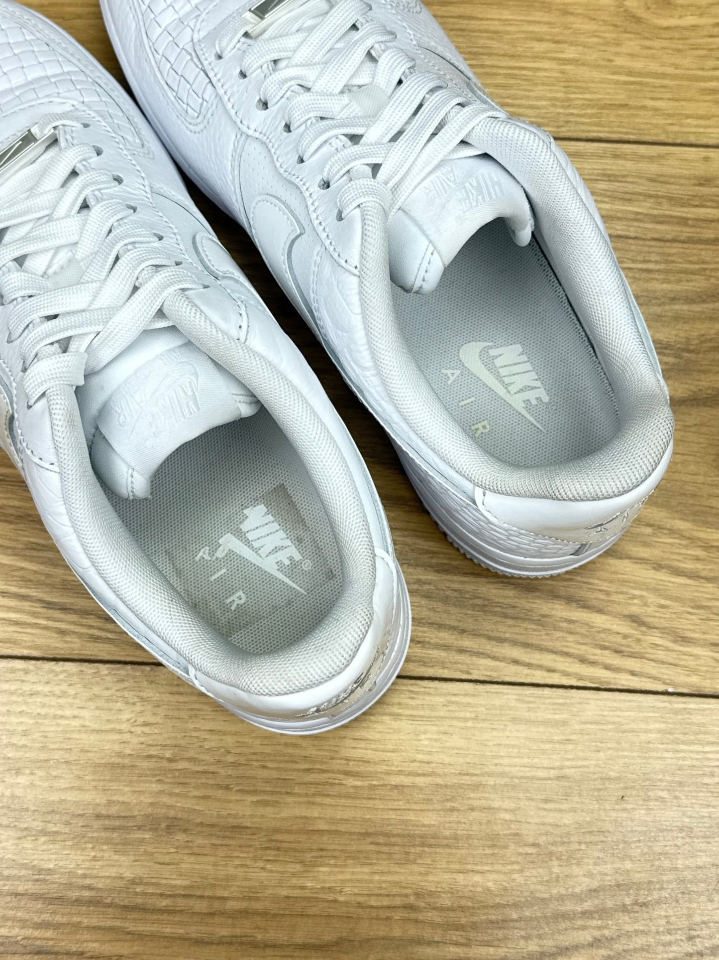 Nike Air Force 1 Low (40)