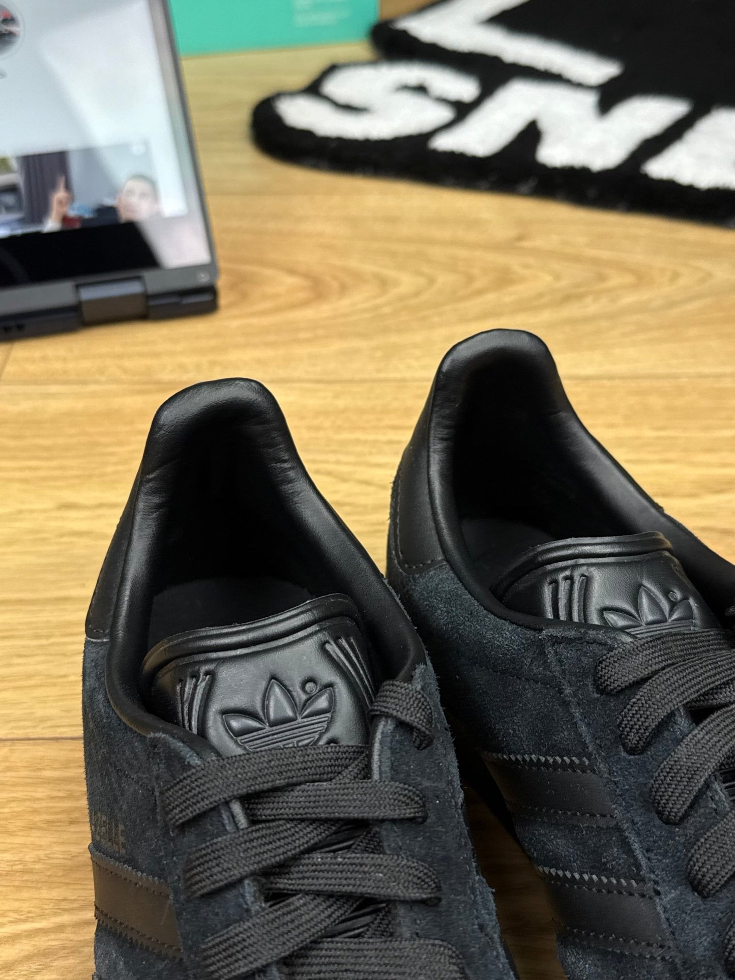 Adidas Gazelle (43 1/3)