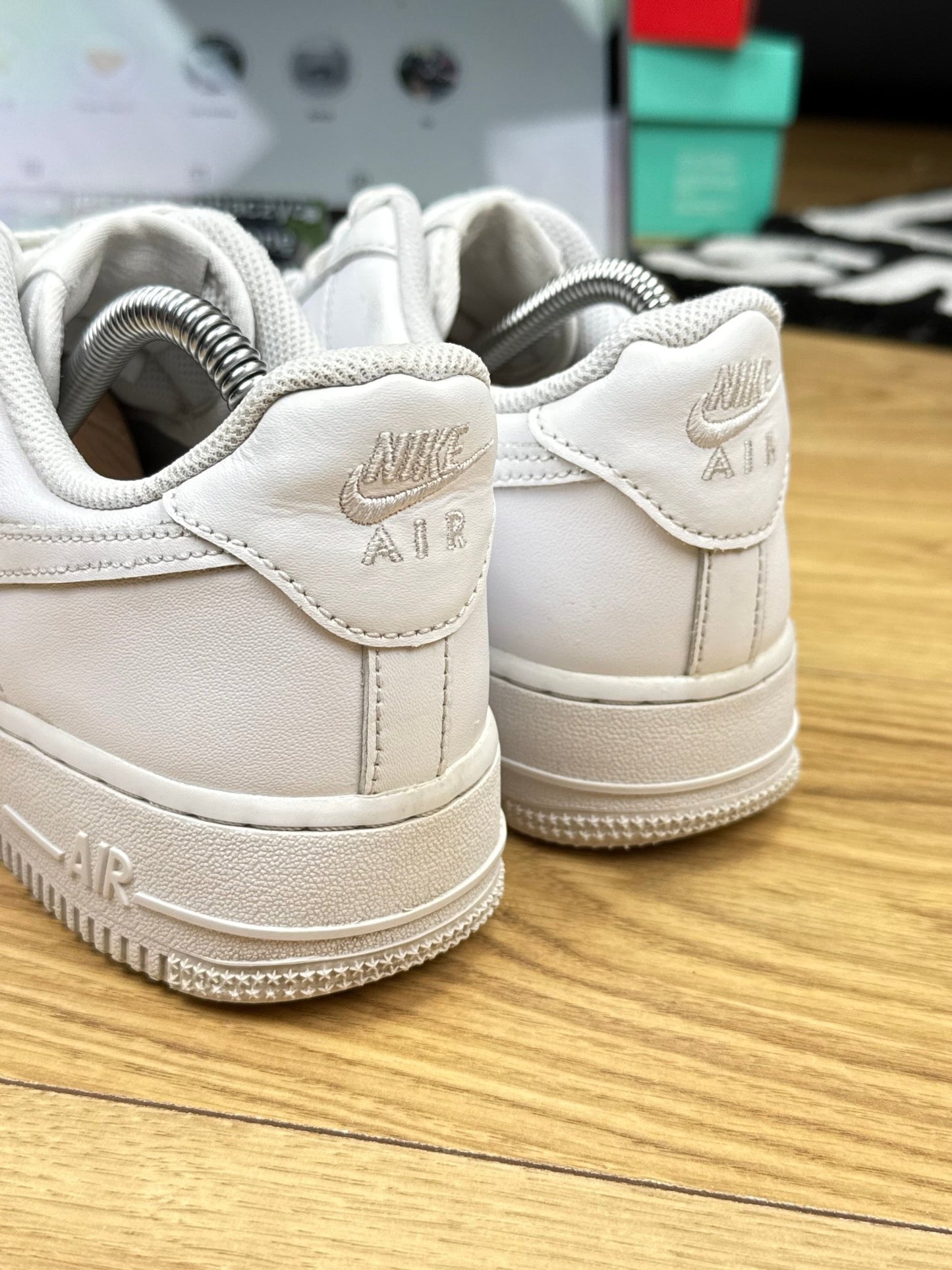 Nike Air Force 1 Low (40)