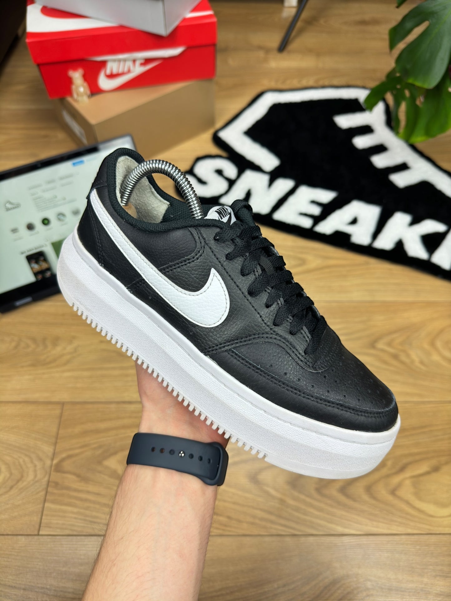Nike Court Vision Alta LTR (42)
