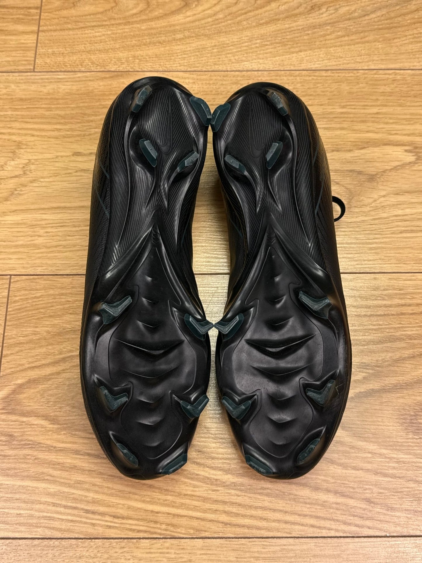 Nike Mercurial Vapor 16 Pro FG (44)