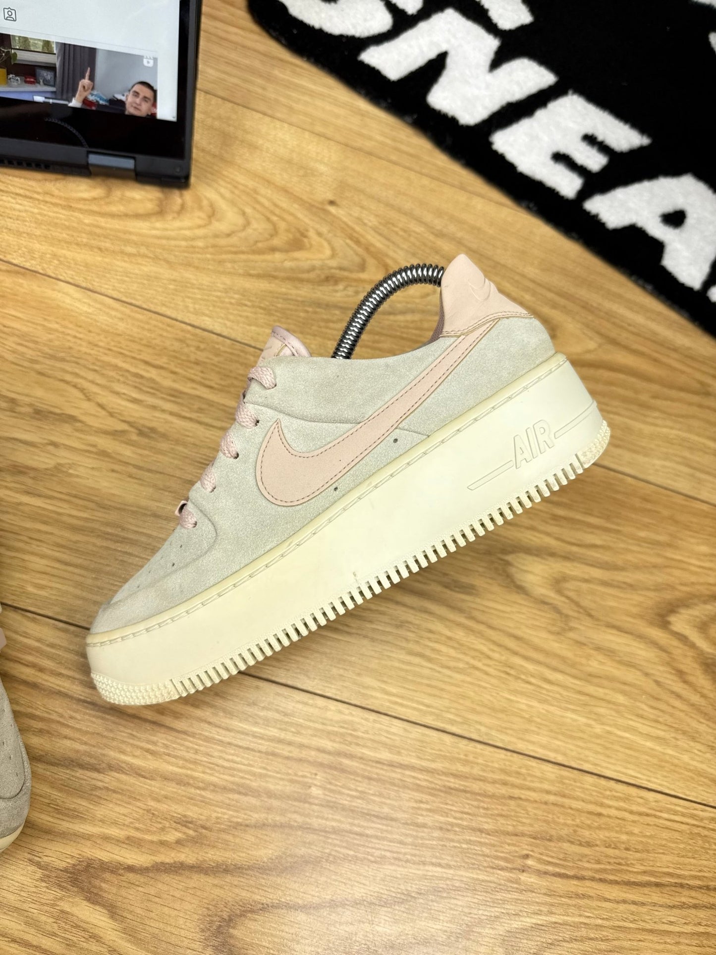 Nike Air Force 1 Sage (38.5)