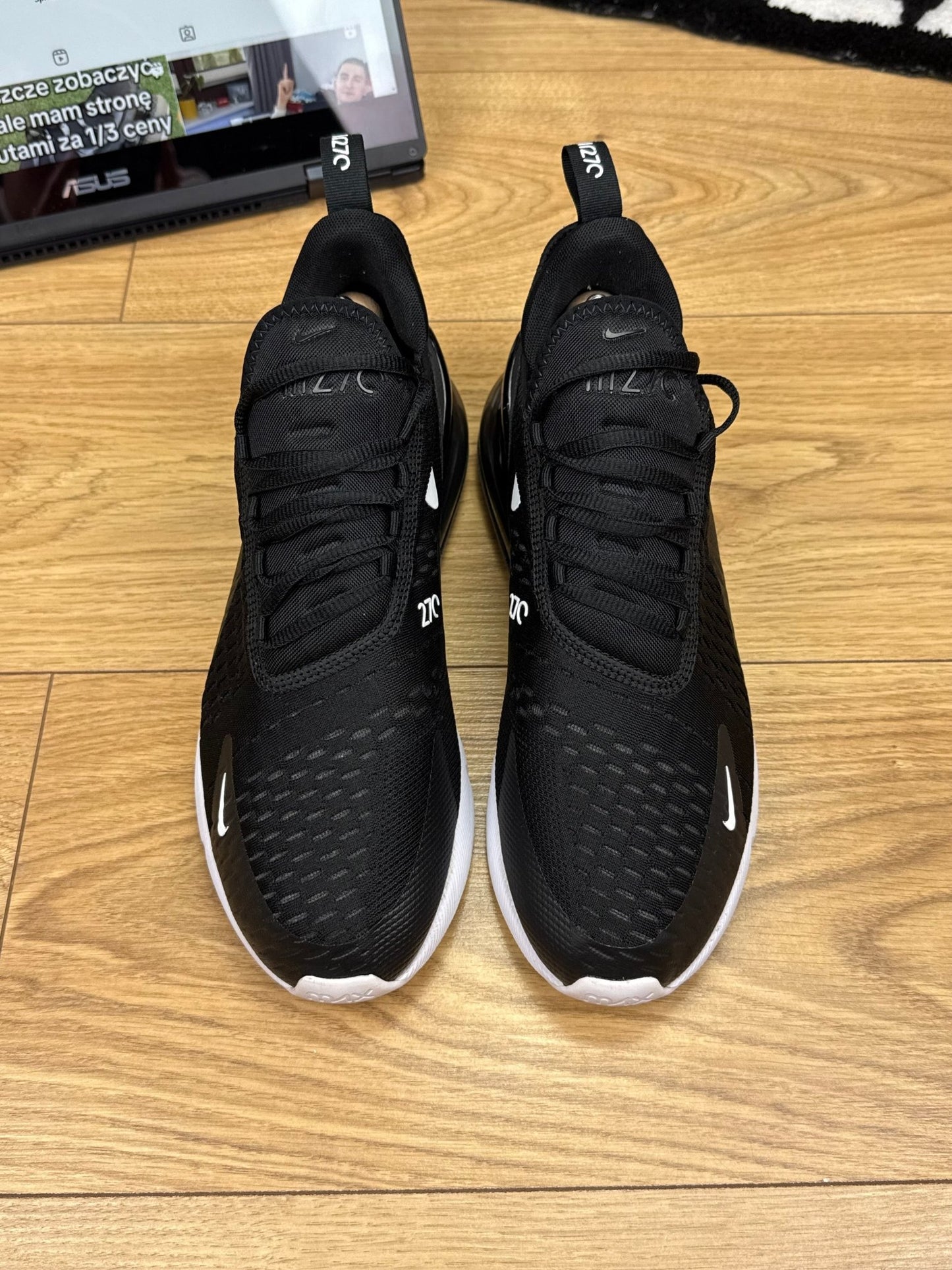 Nike Air Max 270 (42)