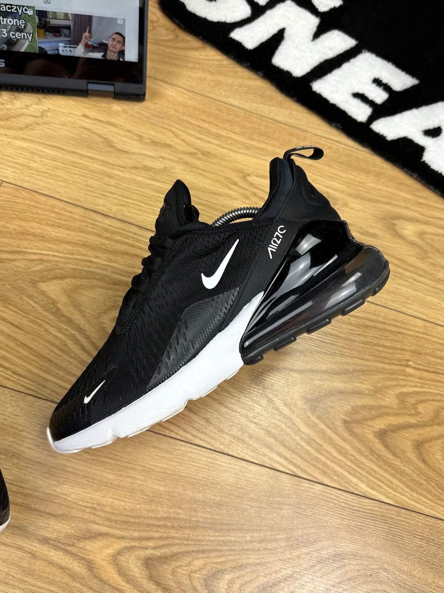 Nike Air Max 270 (42.5)