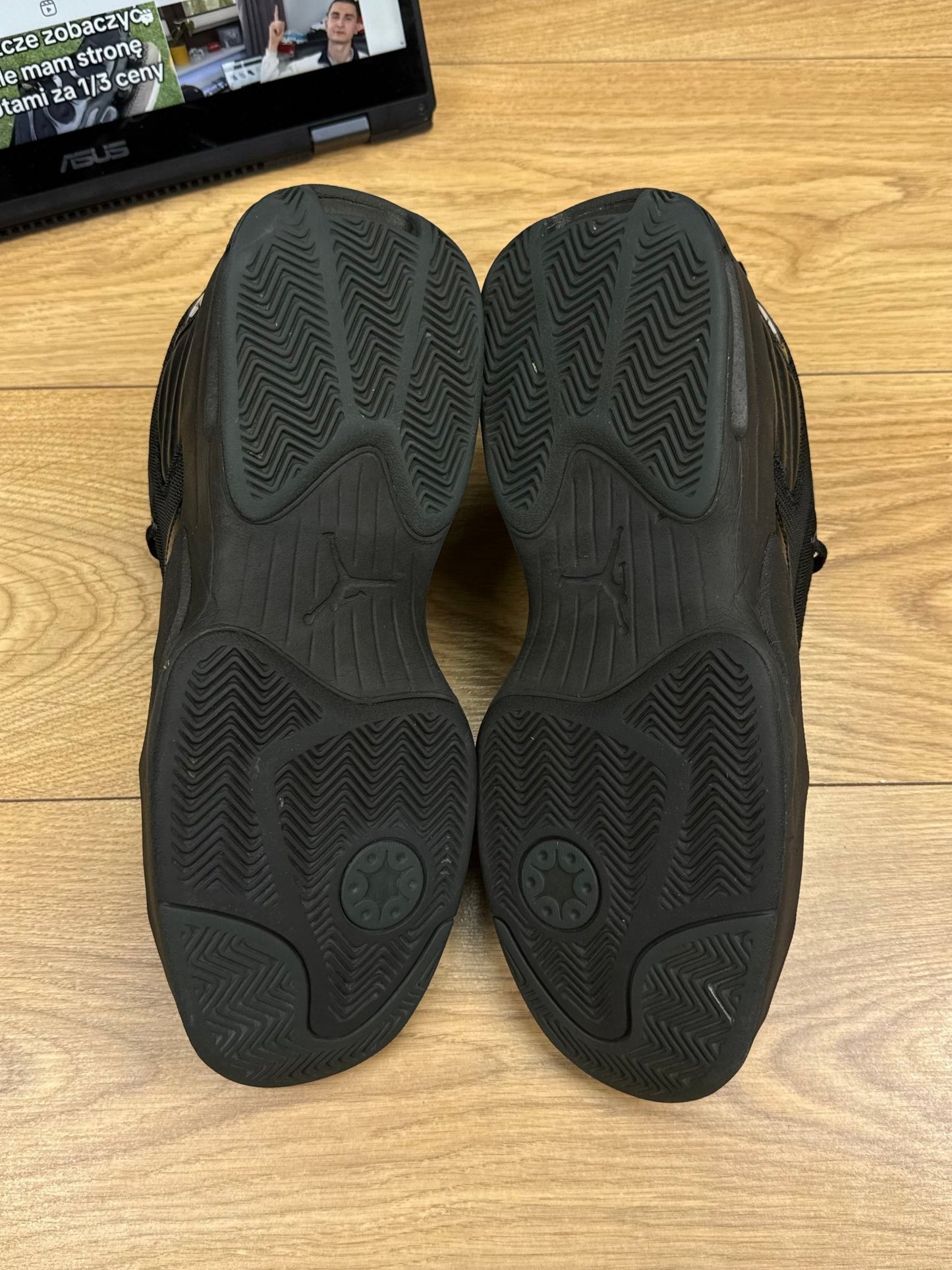 Nike Air Jordan Max Aura 6 (45)