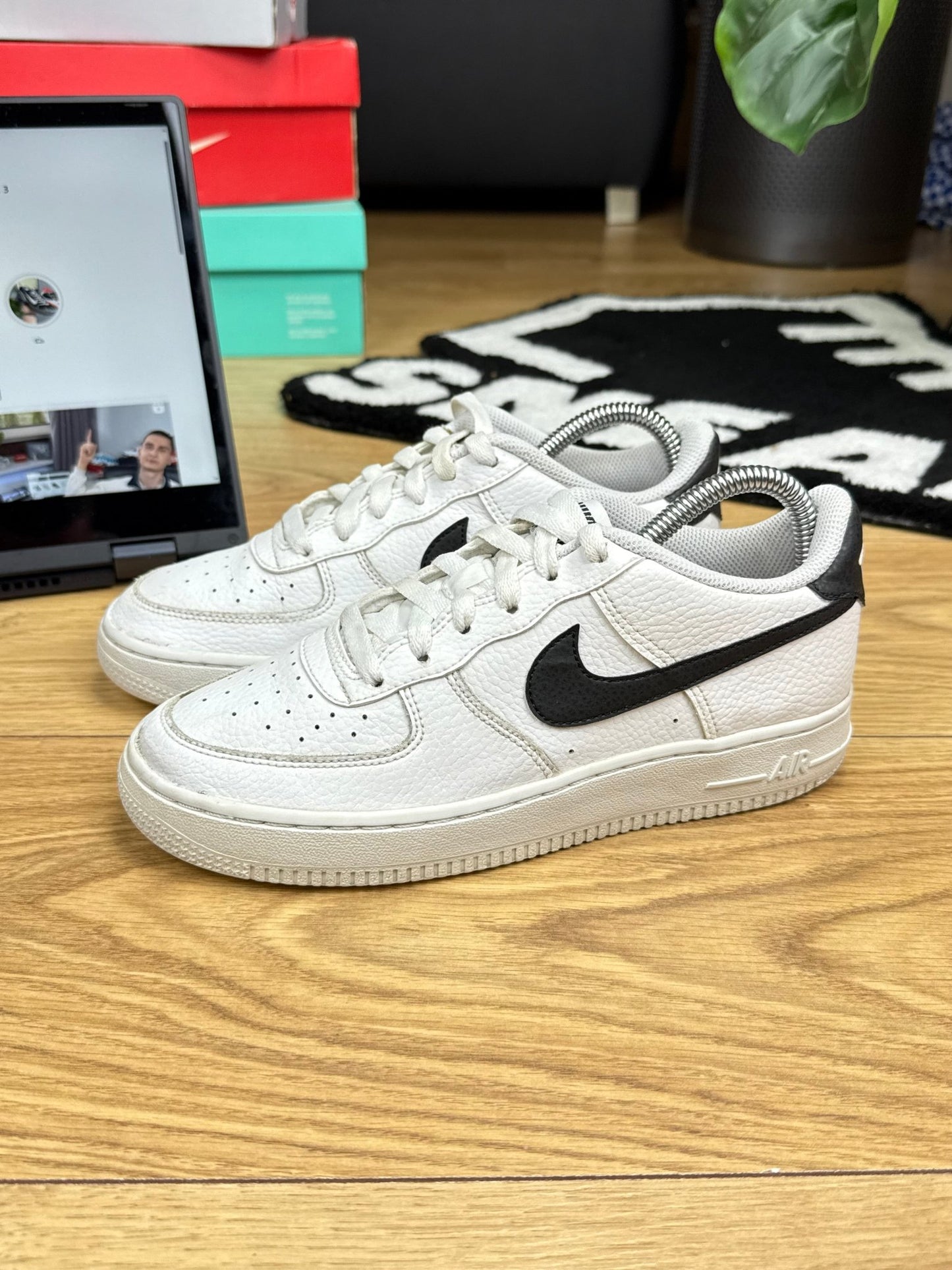 Nike Air Force 1 Low (38)