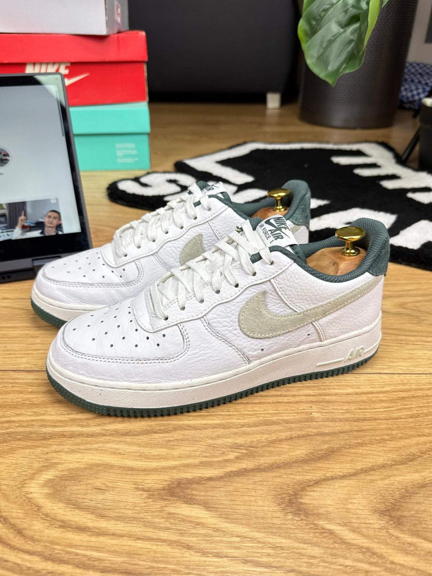 Nike Air Force 1 Low (40)