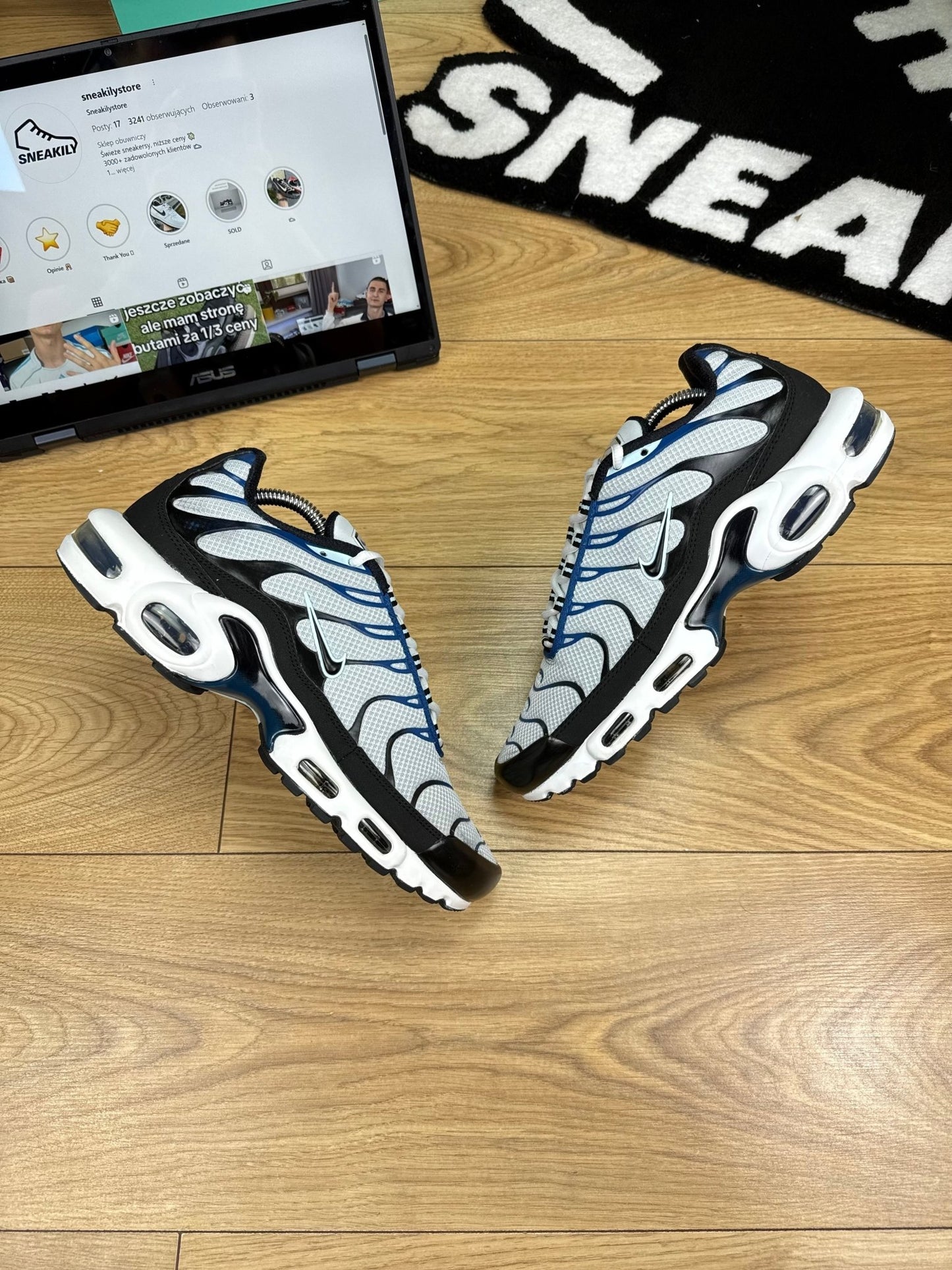 Nike Air Max Plus (42)