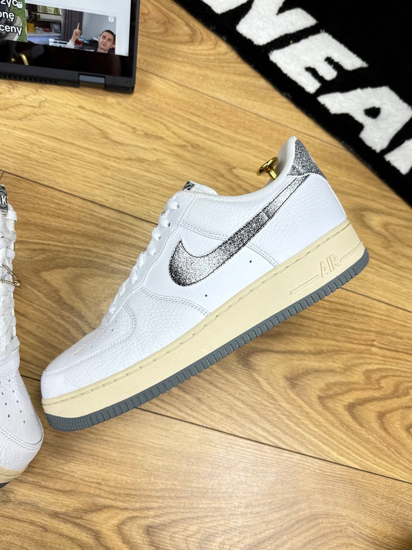 Nike Air Force 1 Low (45)