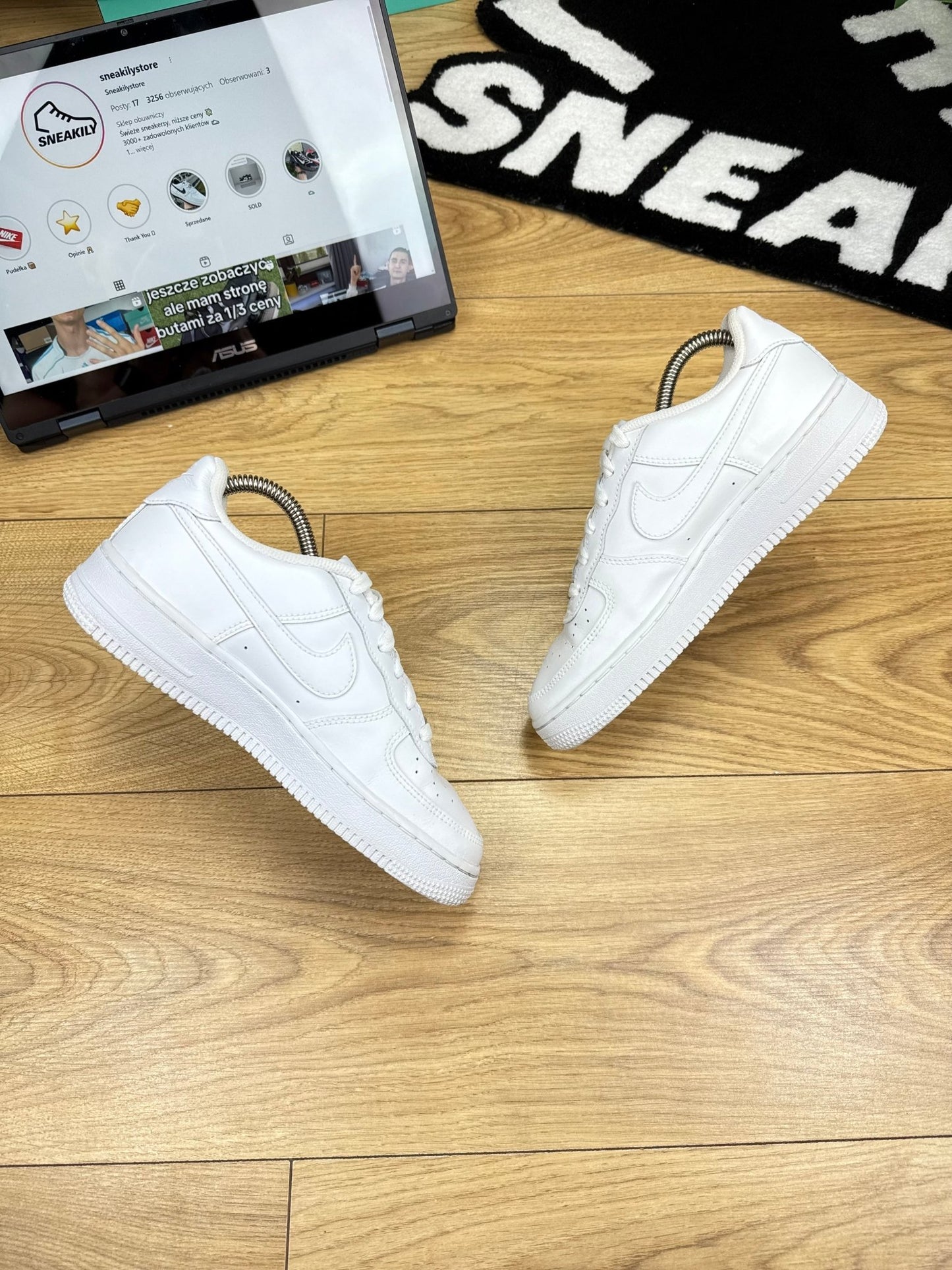 Nike Air Force 1 Low (37.5)