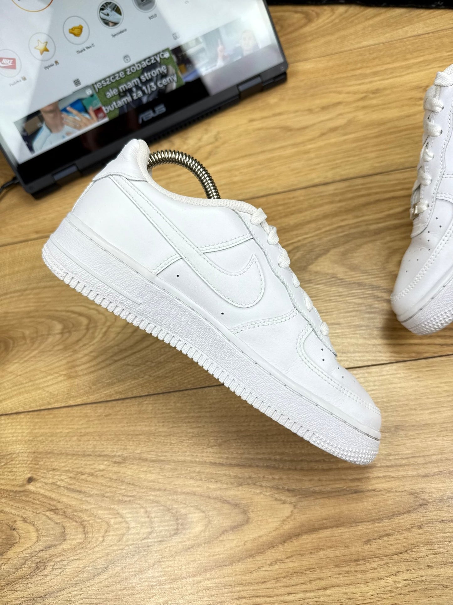 Nike Air Force 1 Low (37.5)