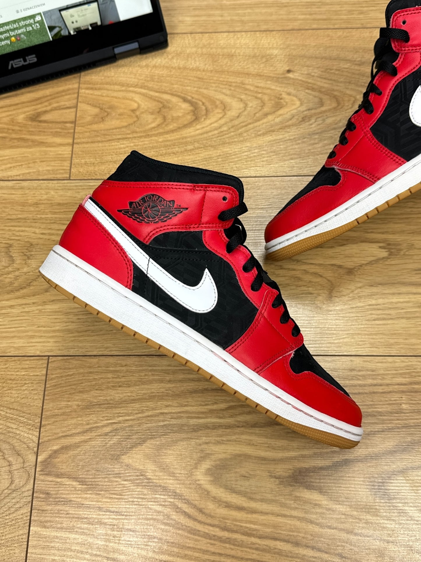 Nike Air Jordan 1 Mid (43)