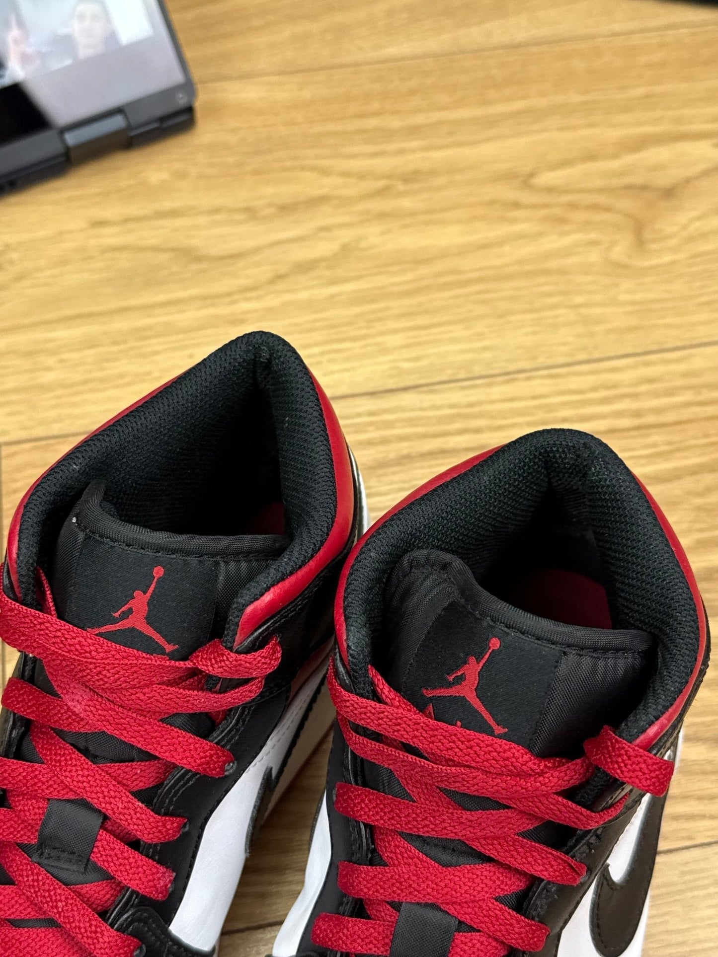 Nike Air Jordan 1 Mid (42)