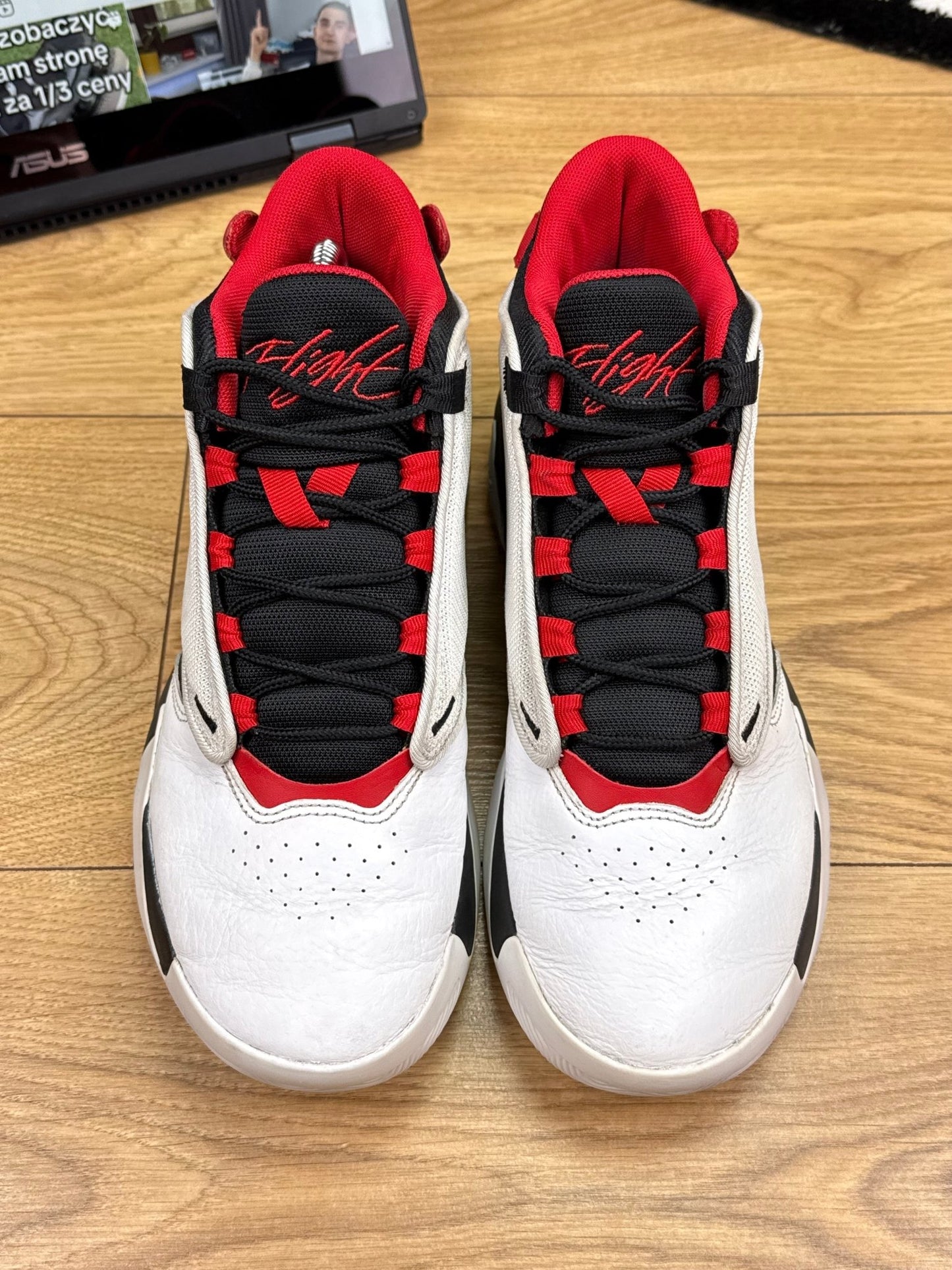 Nike Air Jordan Max Aura 4 (42)