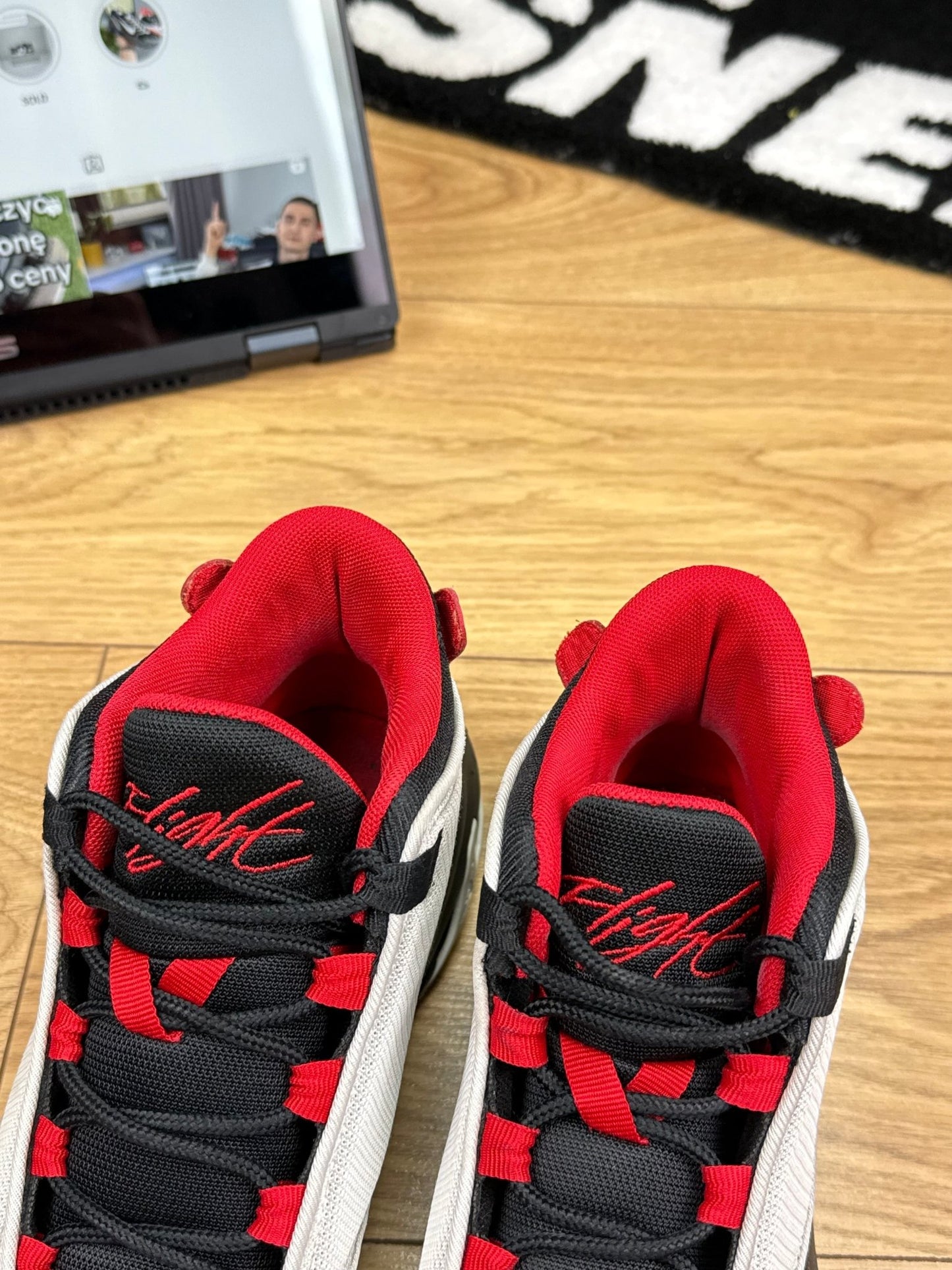 Nike Air Jordan Max Aura 4 (42)