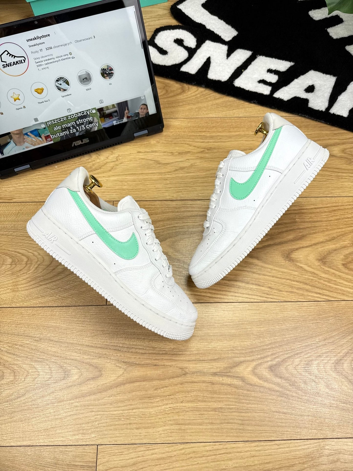 Nike Air Force 1 Low (40.5)